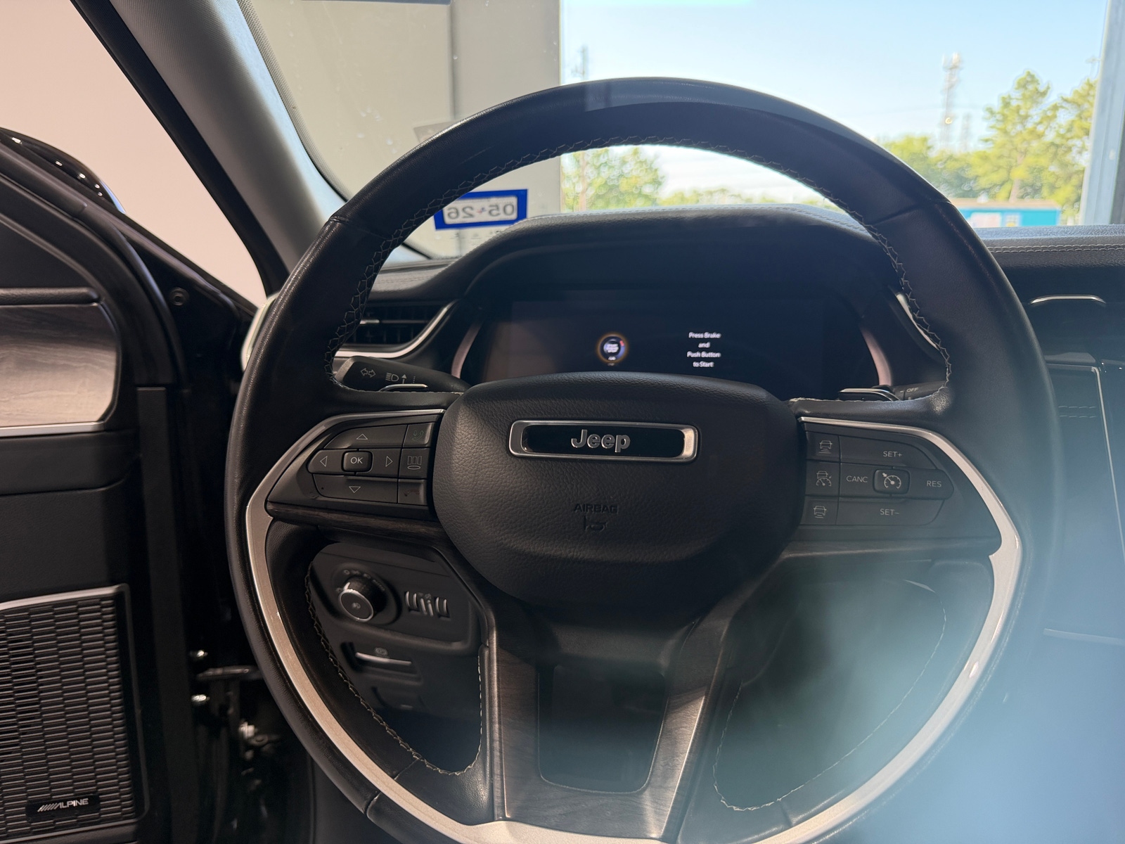 Thumbnail: 2022 Jeep Grand Cherokee L - 4