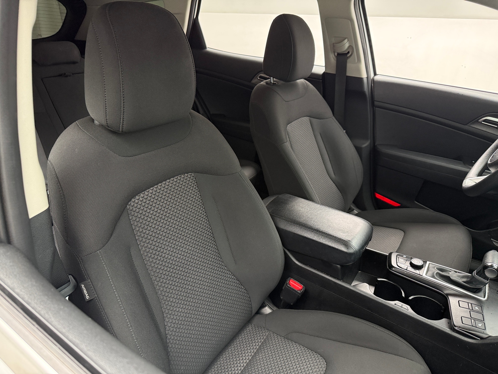 Thumbnail: 2023 Kia Sportage - 2