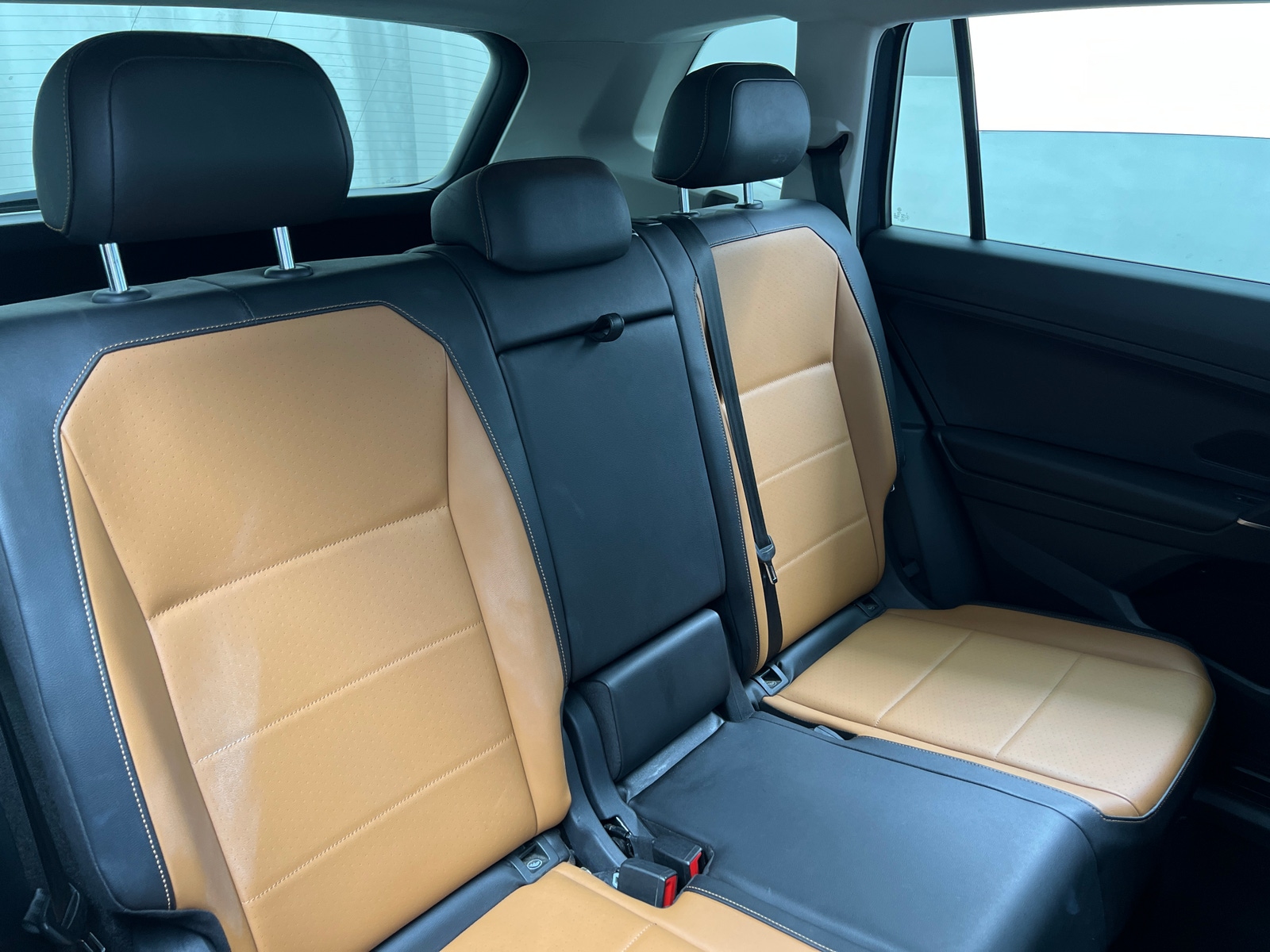 Thumbnail: 2018 Volkswagen Tiguan - 5