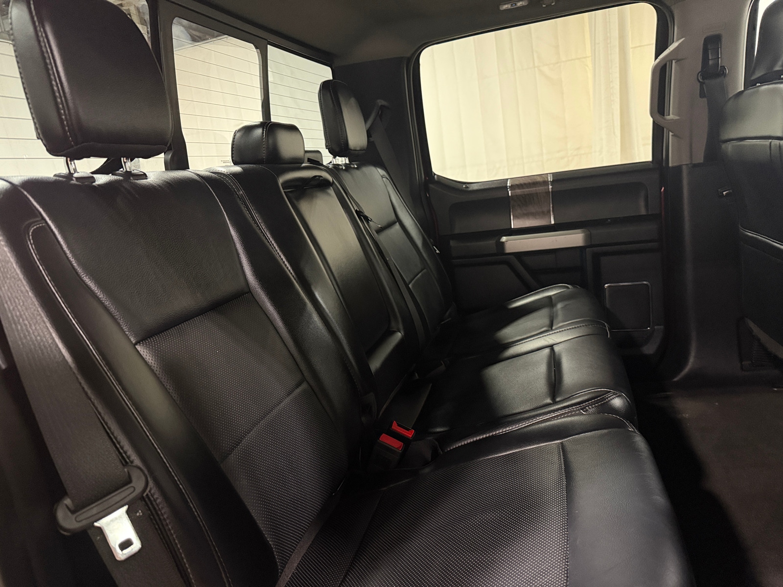 Thumbnail: 2019 Ford Econoline - 5