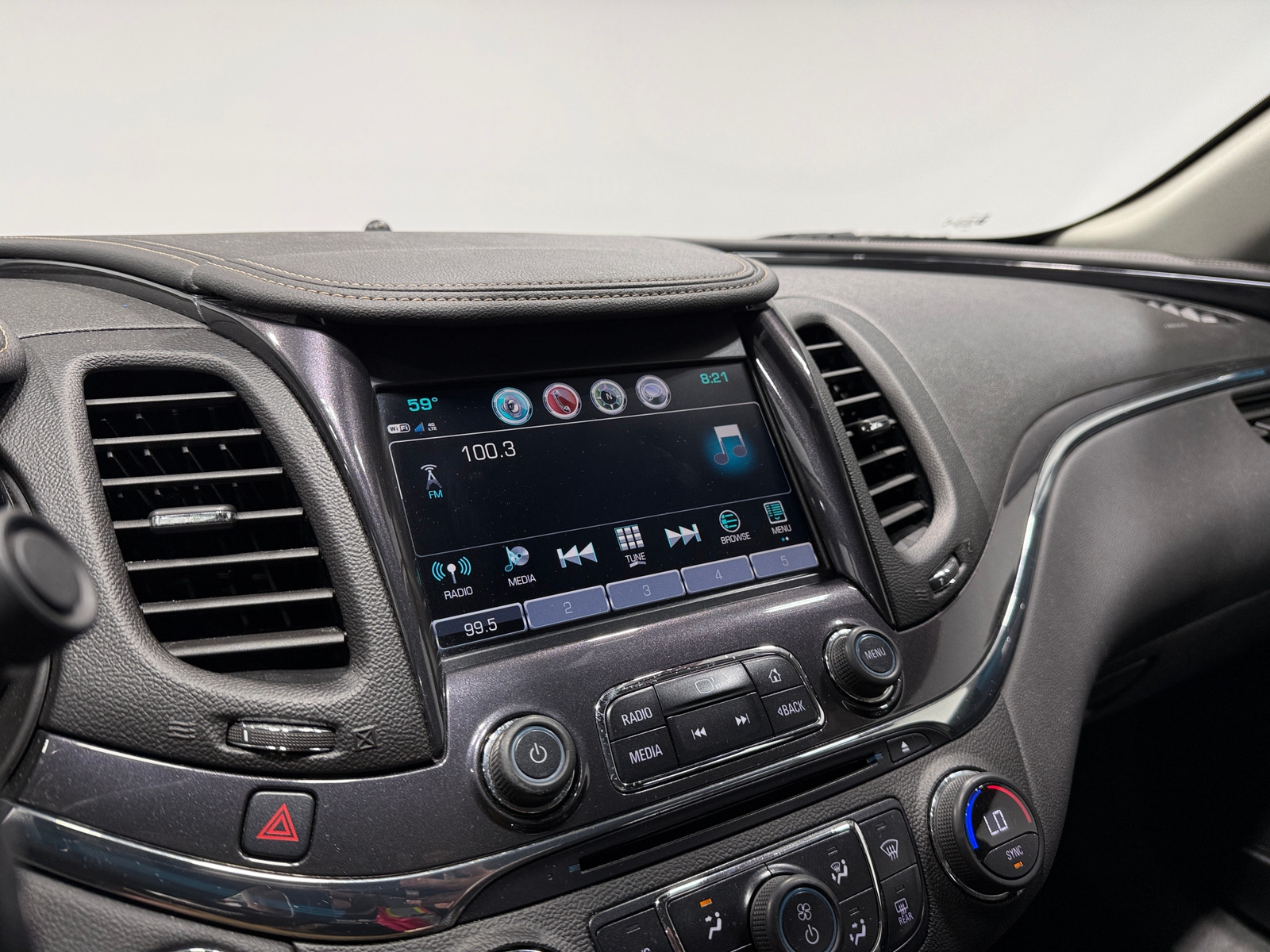 Thumbnail: 2017 Chevrolet Impala - 3