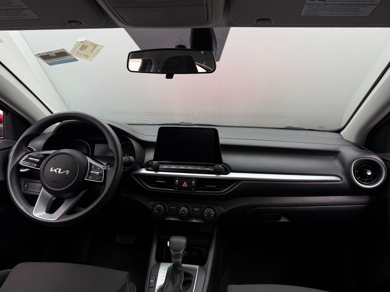 Thumbnail: 2024 Kia Forte - 3