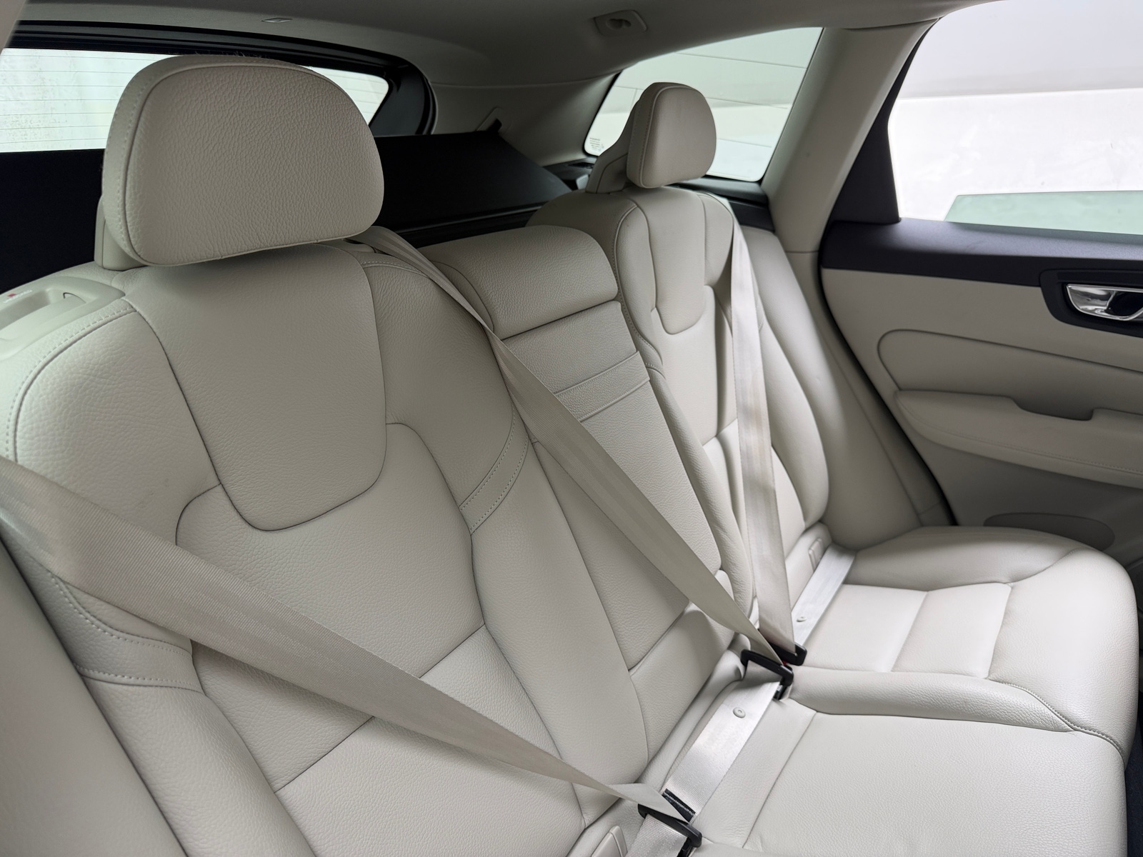 Thumbnail: 2018 Volvo XC60 - 5