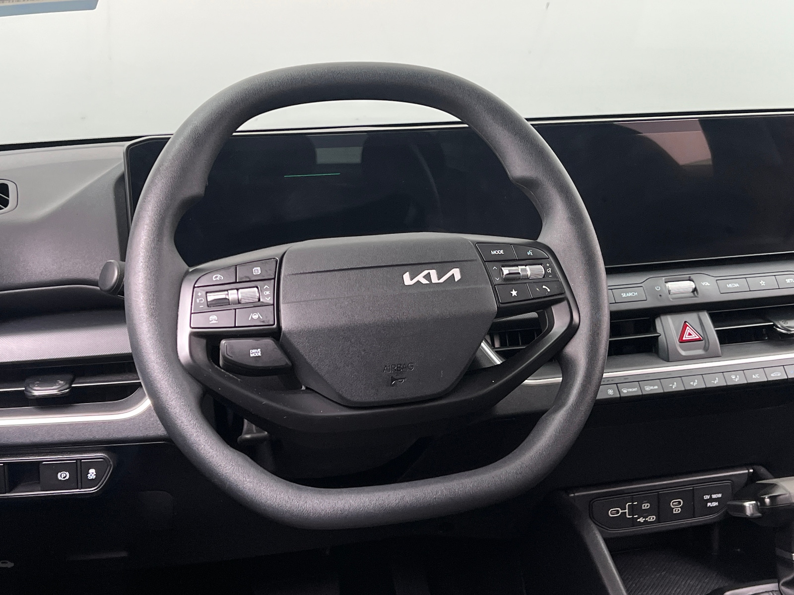 Thumbnail: 2025 Kia K4 - 5