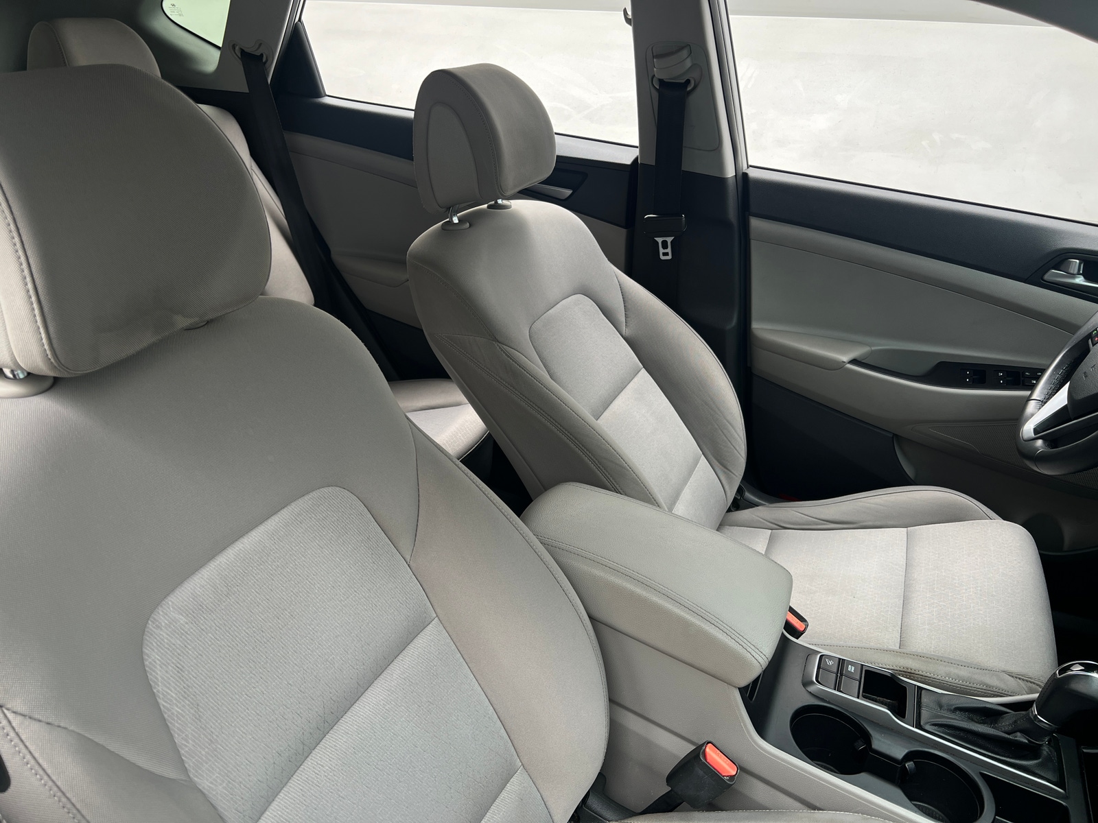 Thumbnail: 2016 Hyundai Tucson - 2
