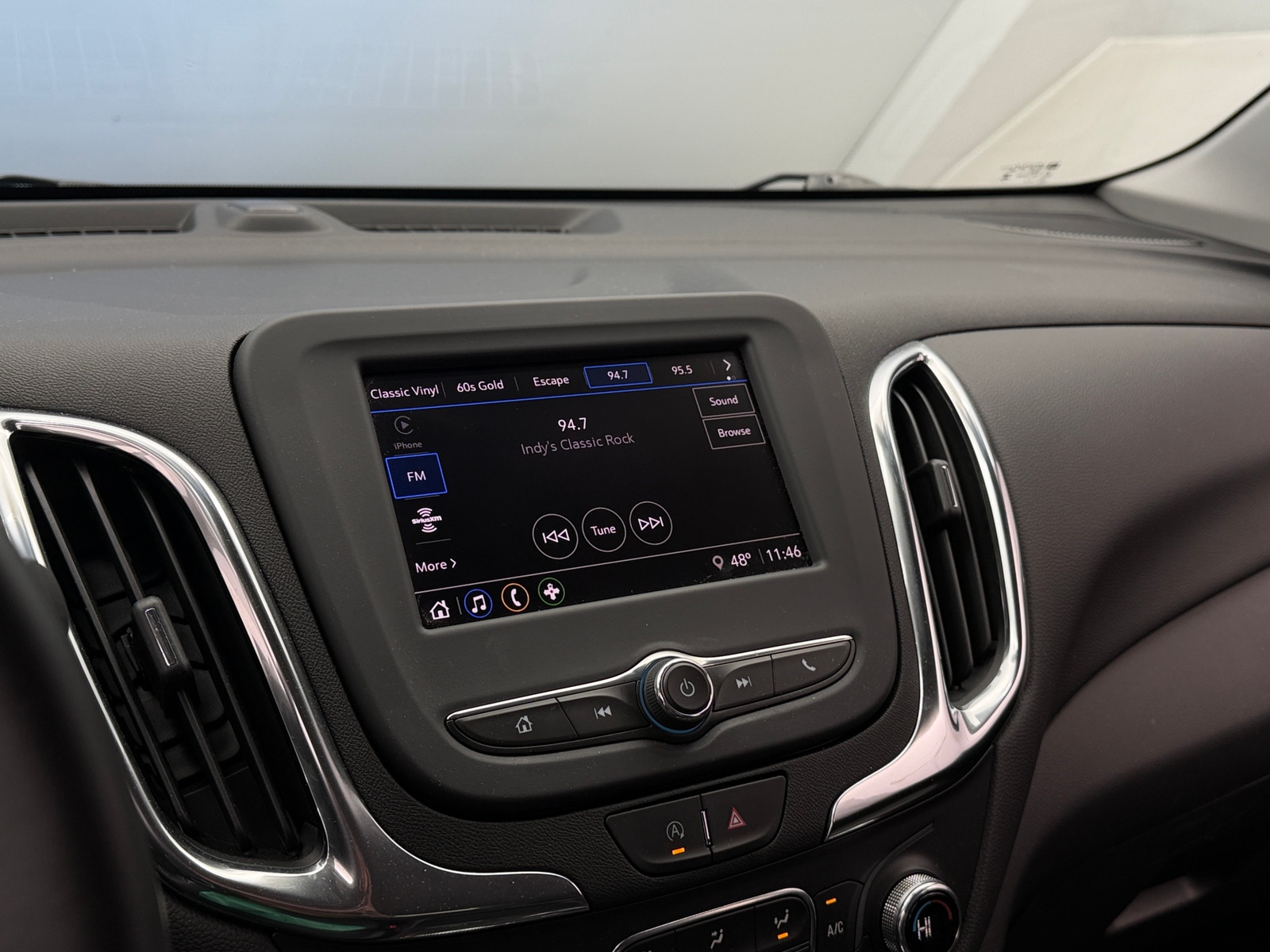 Thumbnail: 2024 Chevrolet Equinox - 4