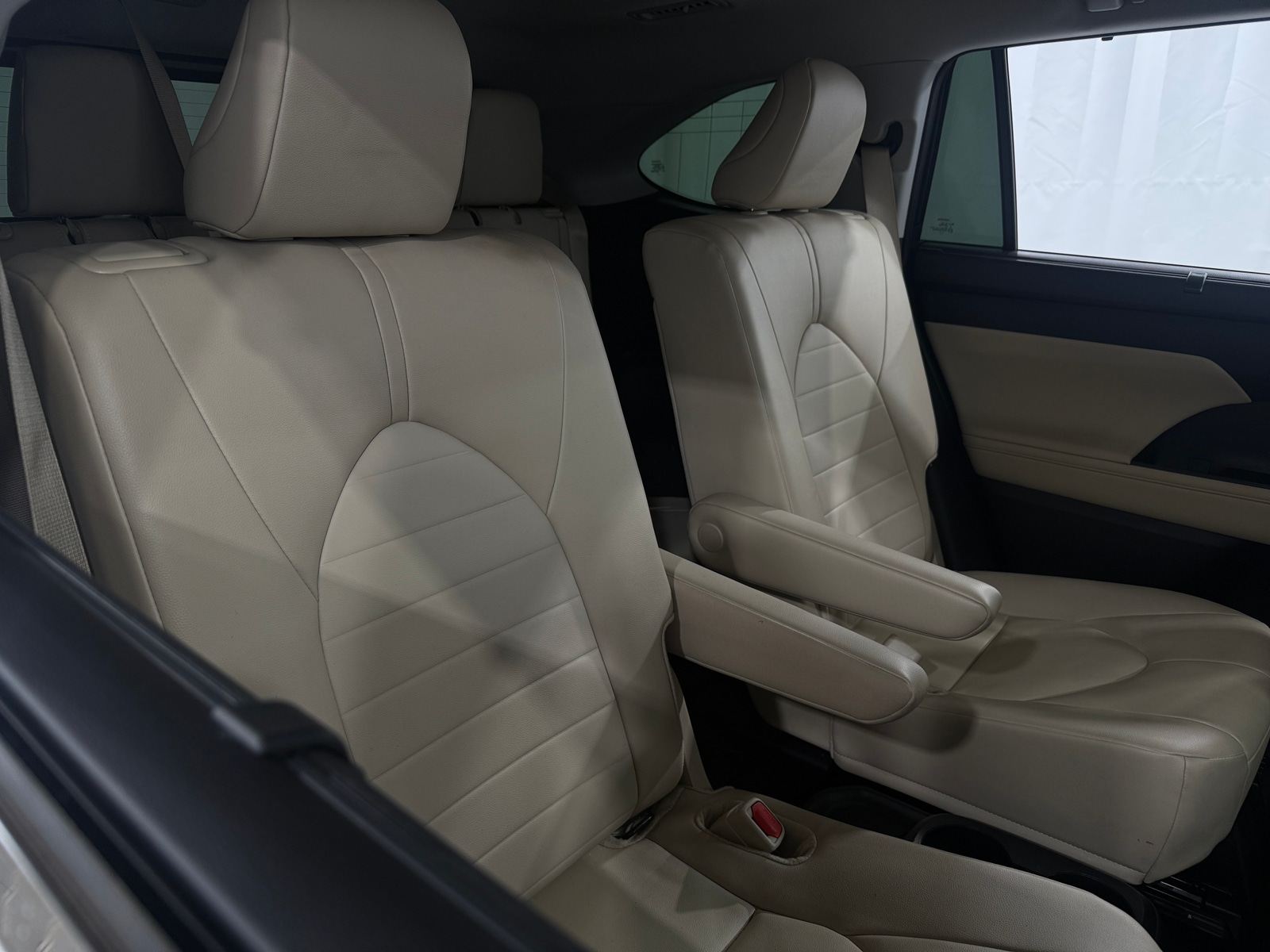 Thumbnail: 2024 Toyota Highlander - 5