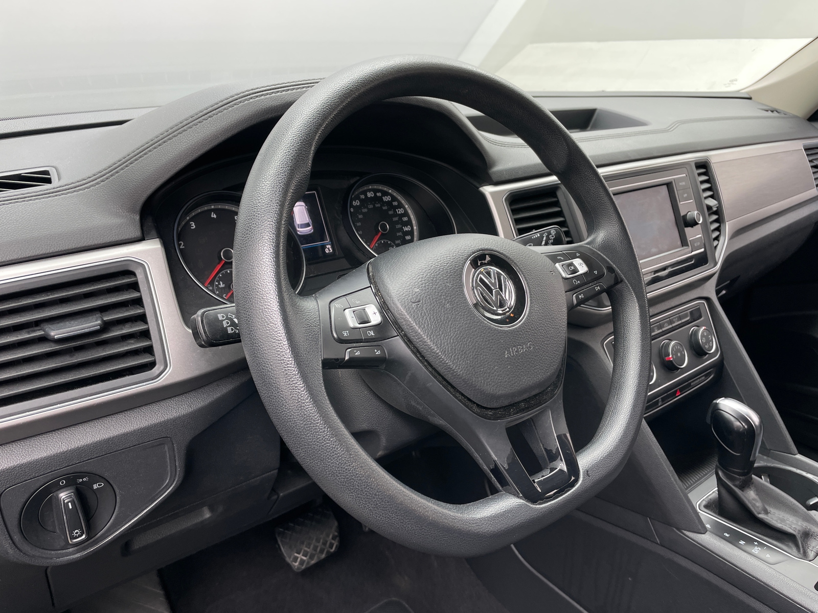Thumbnail: 2018 Volkswagen Atlas - 5