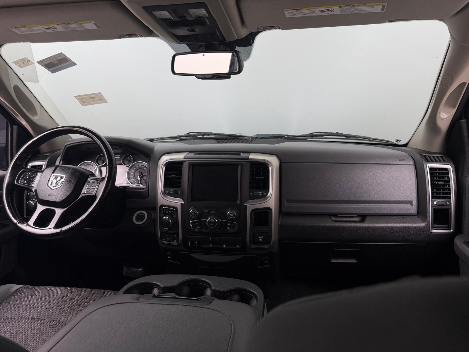 Thumbnail: 2020 RAM 1500 Classic - 3