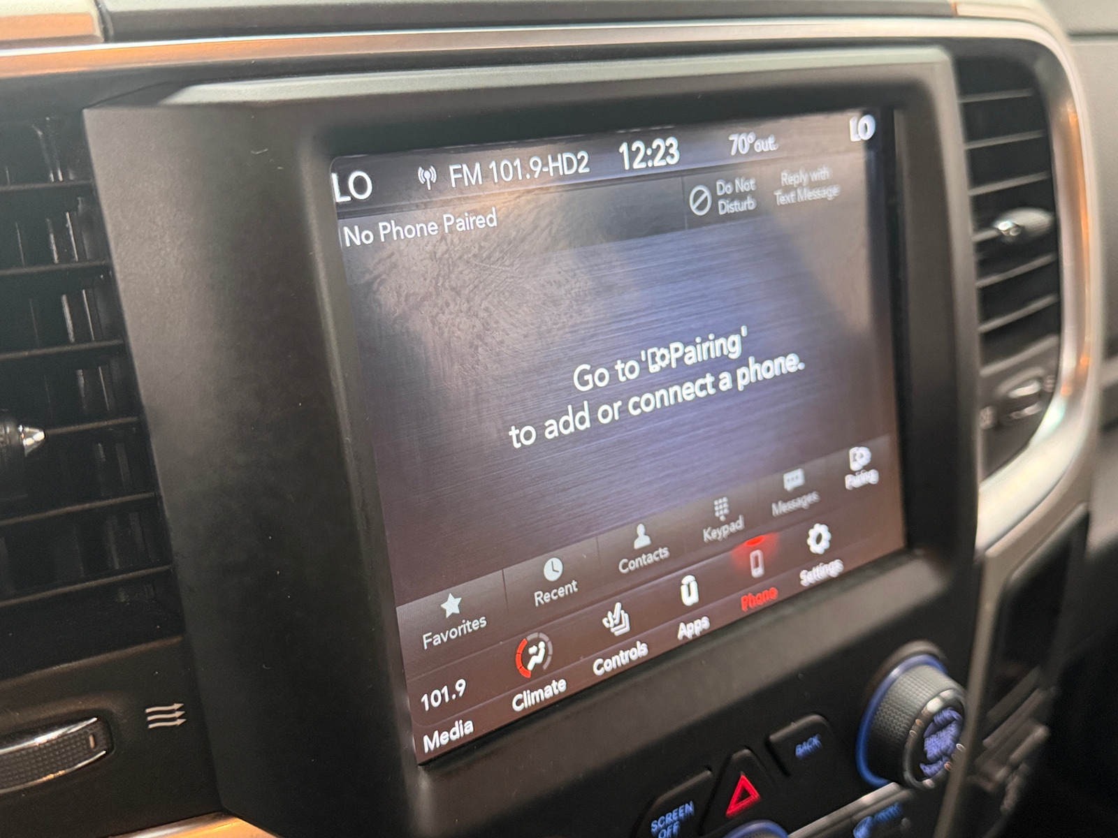 Thumbnail: 2020 RAM 1500 Classic - 4