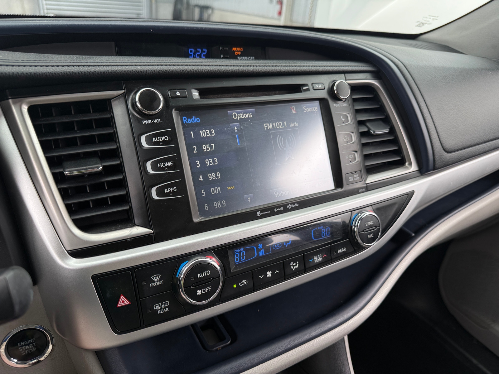 Thumbnail: 2017 Toyota Highlander - 3