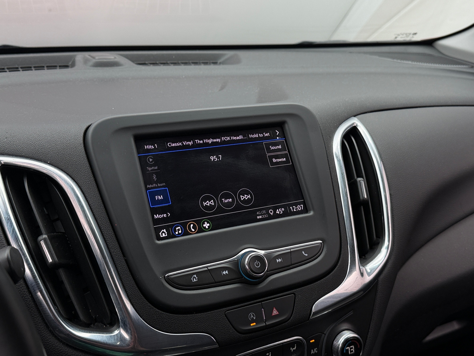 Thumbnail: 2024 Chevrolet Equinox - 4