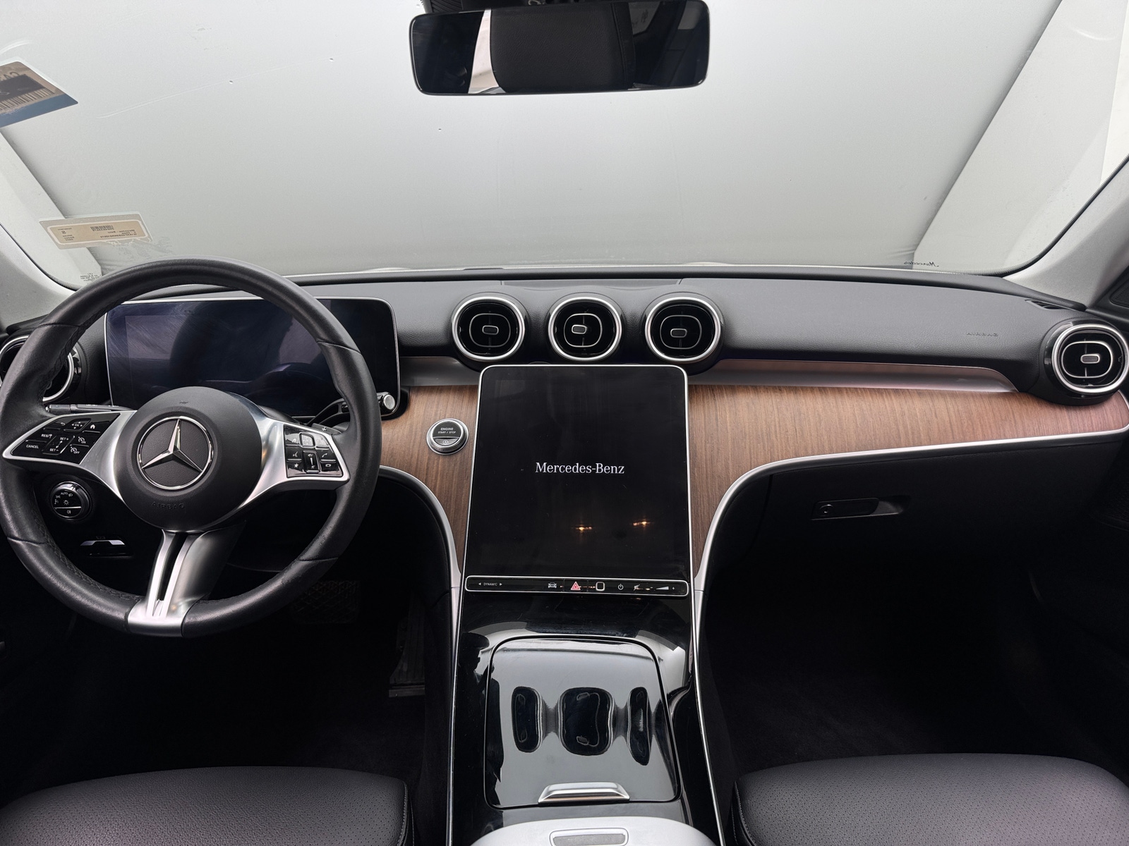 Thumbnail: 2022 Mercedes-Benz C-Class - 2