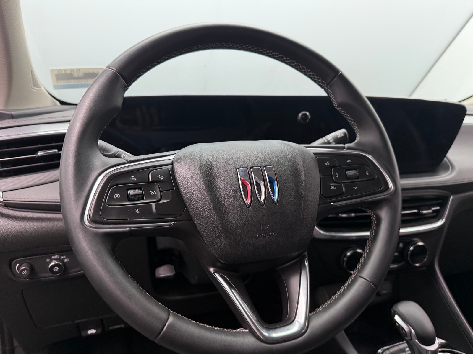 Thumbnail: 2025 Buick Encore GX - 5