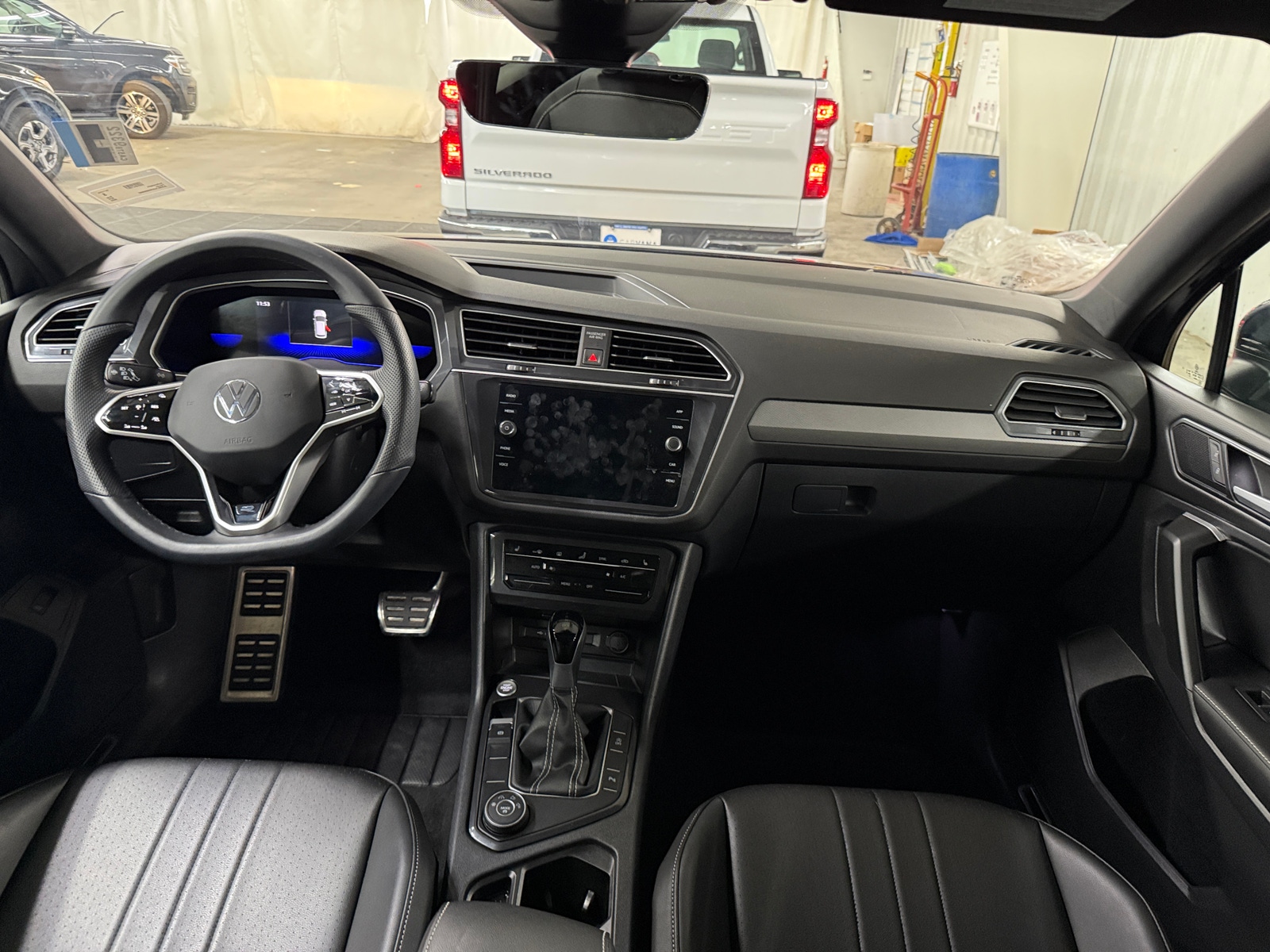 Thumbnail: 2024 Volkswagen Tiguan - 2