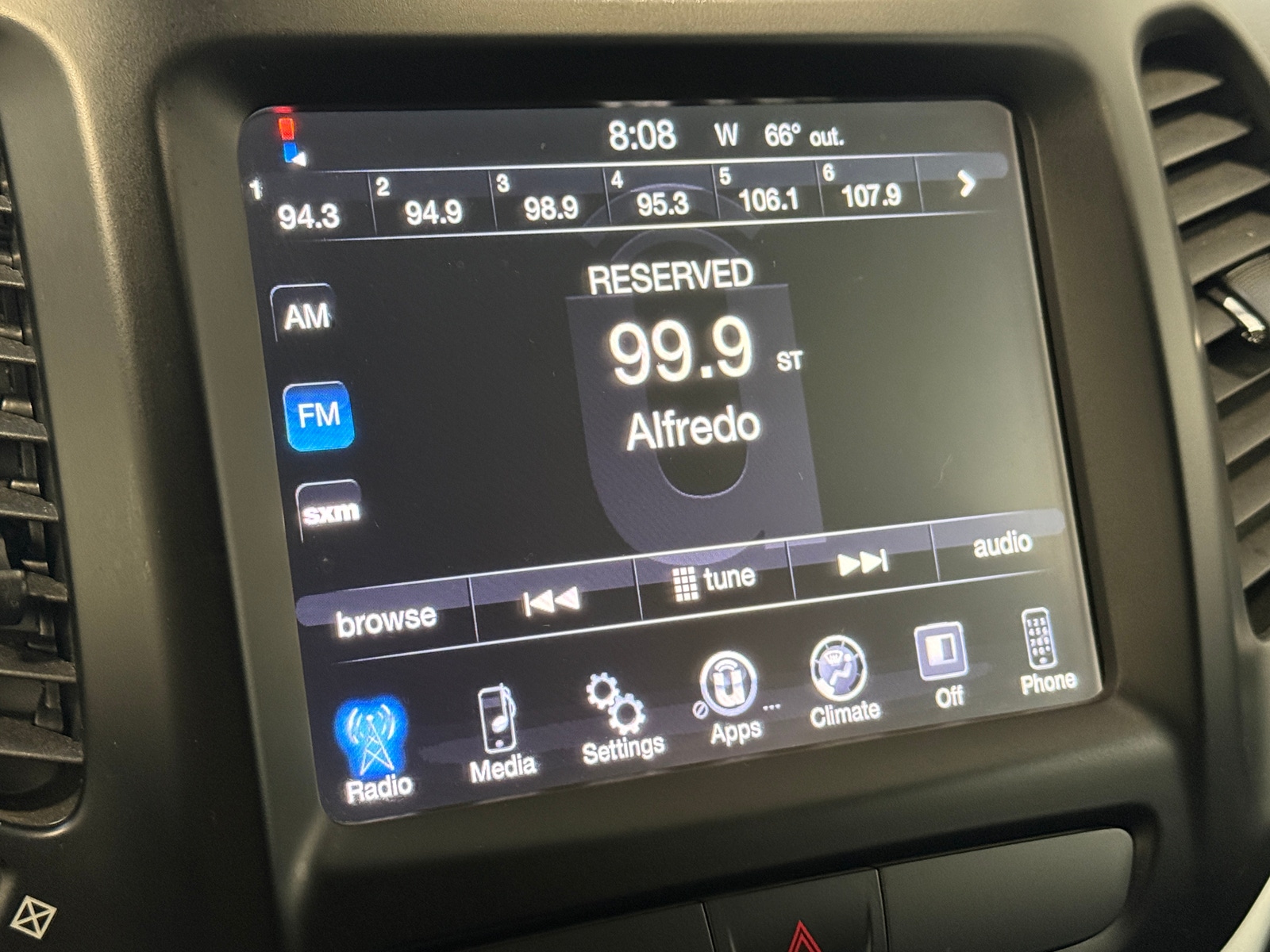 Thumbnail: 2018 Jeep Cherokee - 4