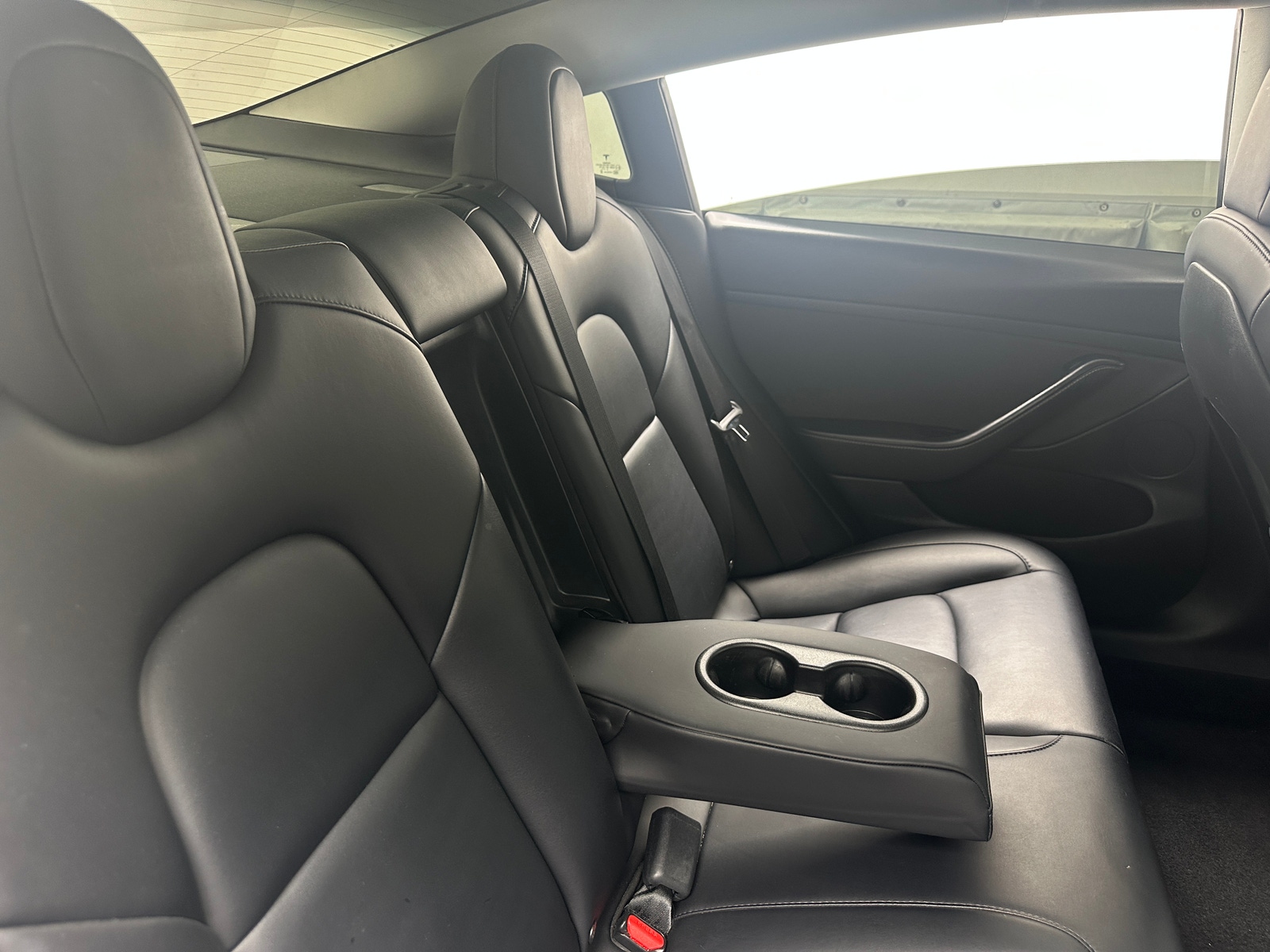 Thumbnail: 2022 Tesla Model 3 - 4