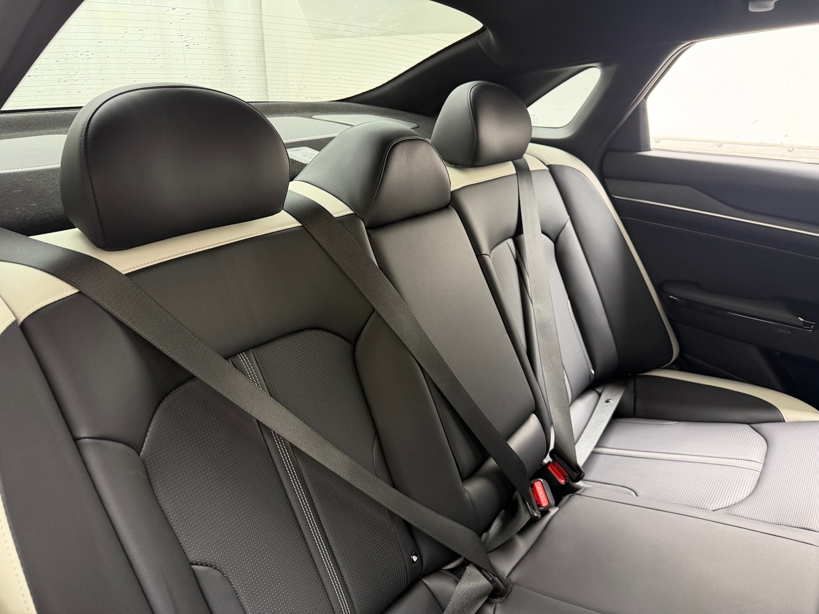 Thumbnail: 2025 Kia K5 - 5