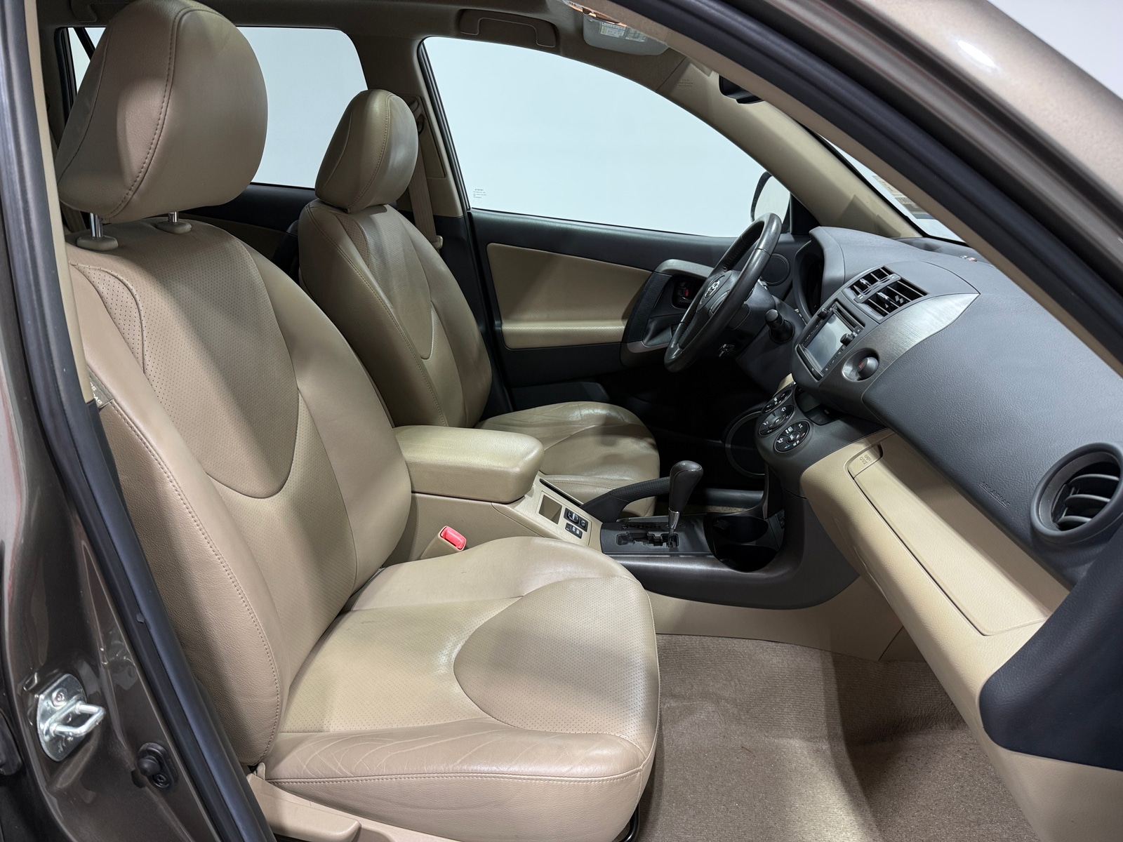 Thumbnail: 2012 Toyota RAV4 - 2