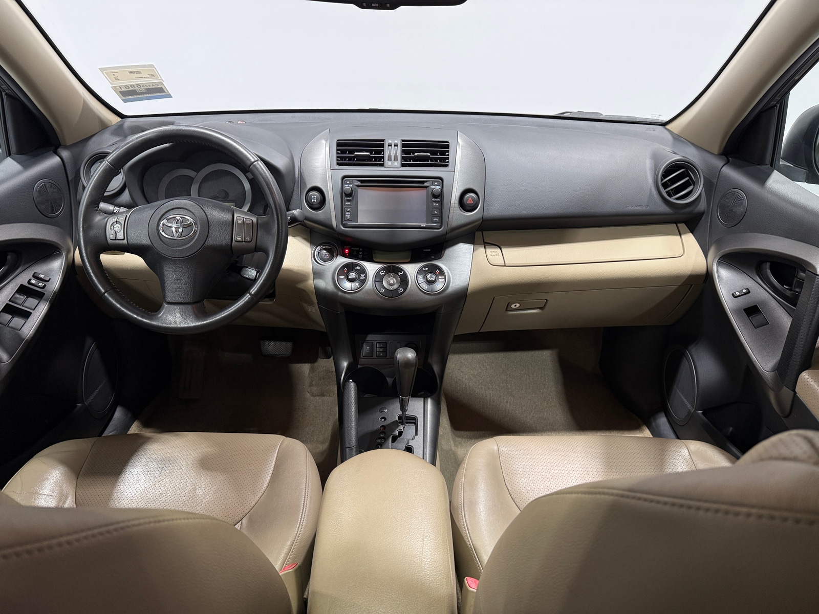 Thumbnail: 2012 Toyota RAV4 - 3