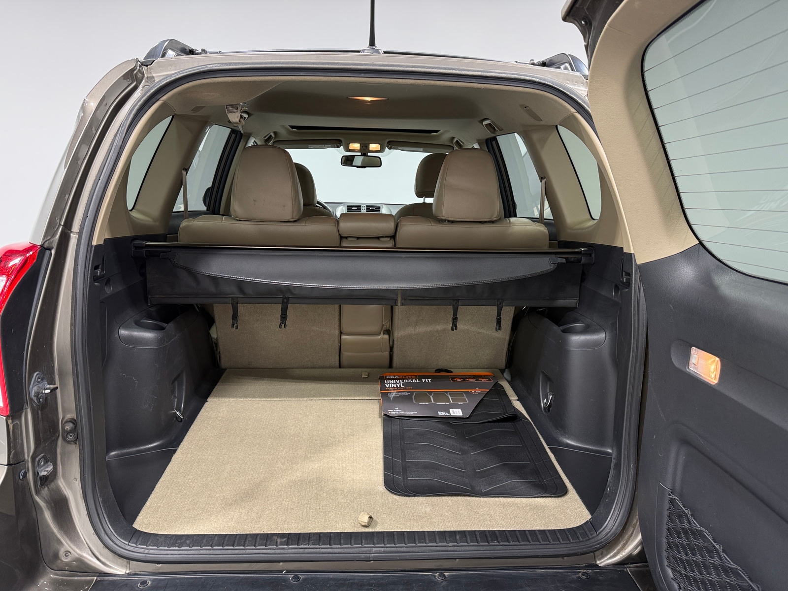 Thumbnail: 2012 Toyota RAV4 - 7