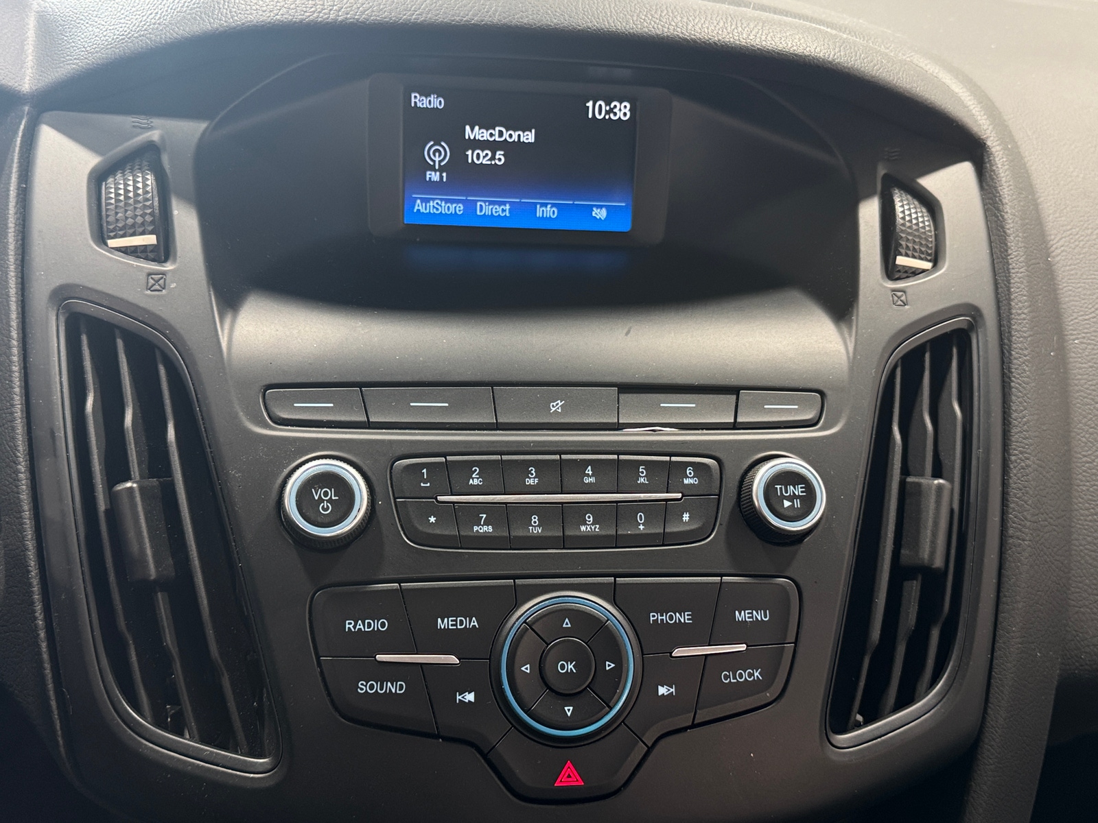 Thumbnail: 2018 Ford Focus - 4
