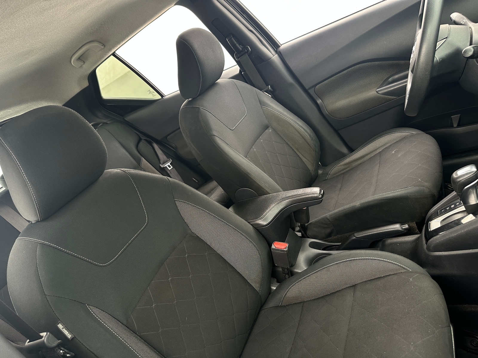 Thumbnail: 2020 Nissan Kicks - 2