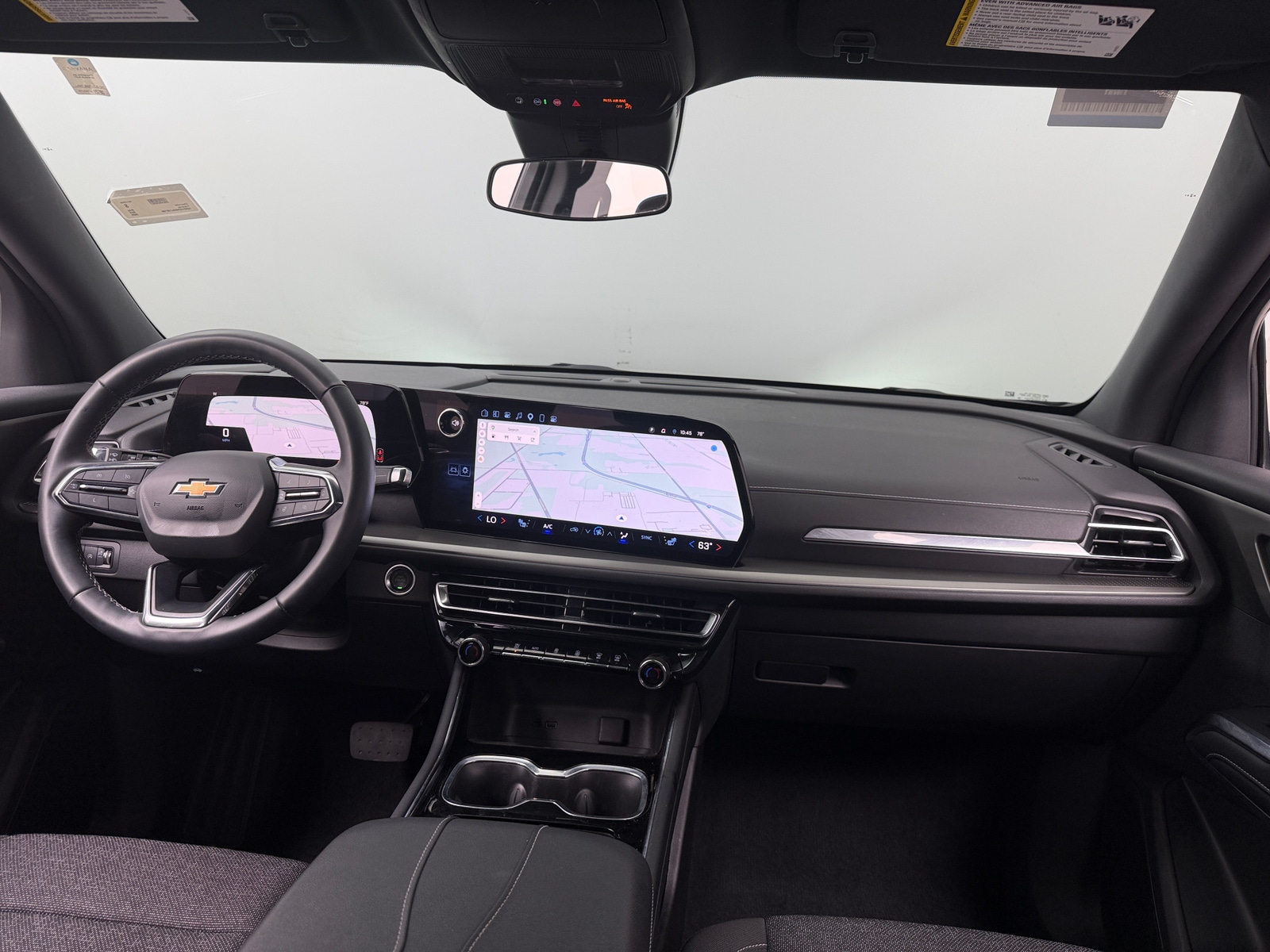 Thumbnail: 2025 Chevrolet Traverse - 3