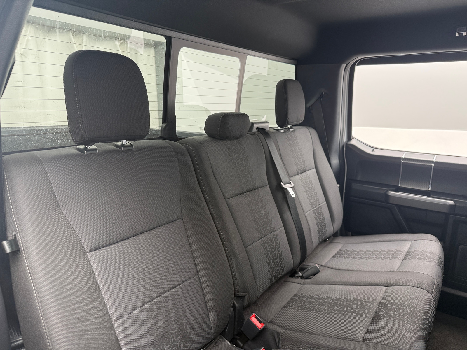 Thumbnail: 2020 Ford Econoline - 6