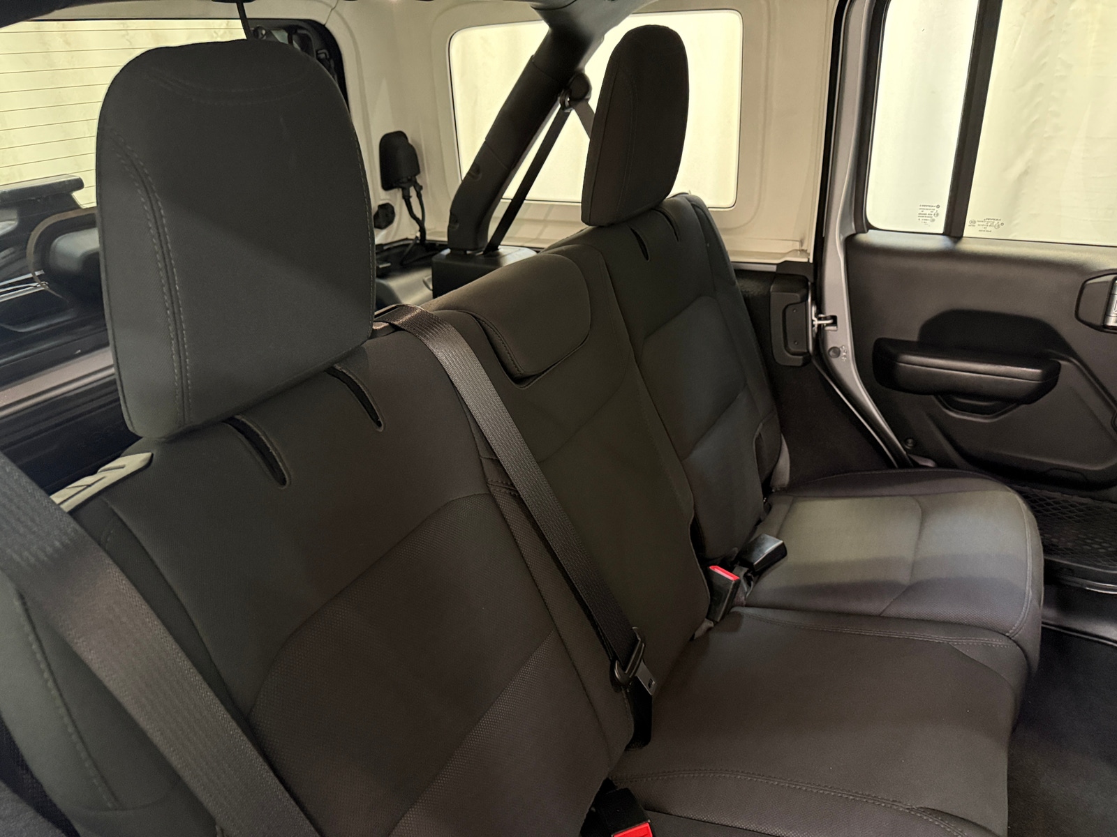 Thumbnail: 2020 Jeep Wrangler - 6