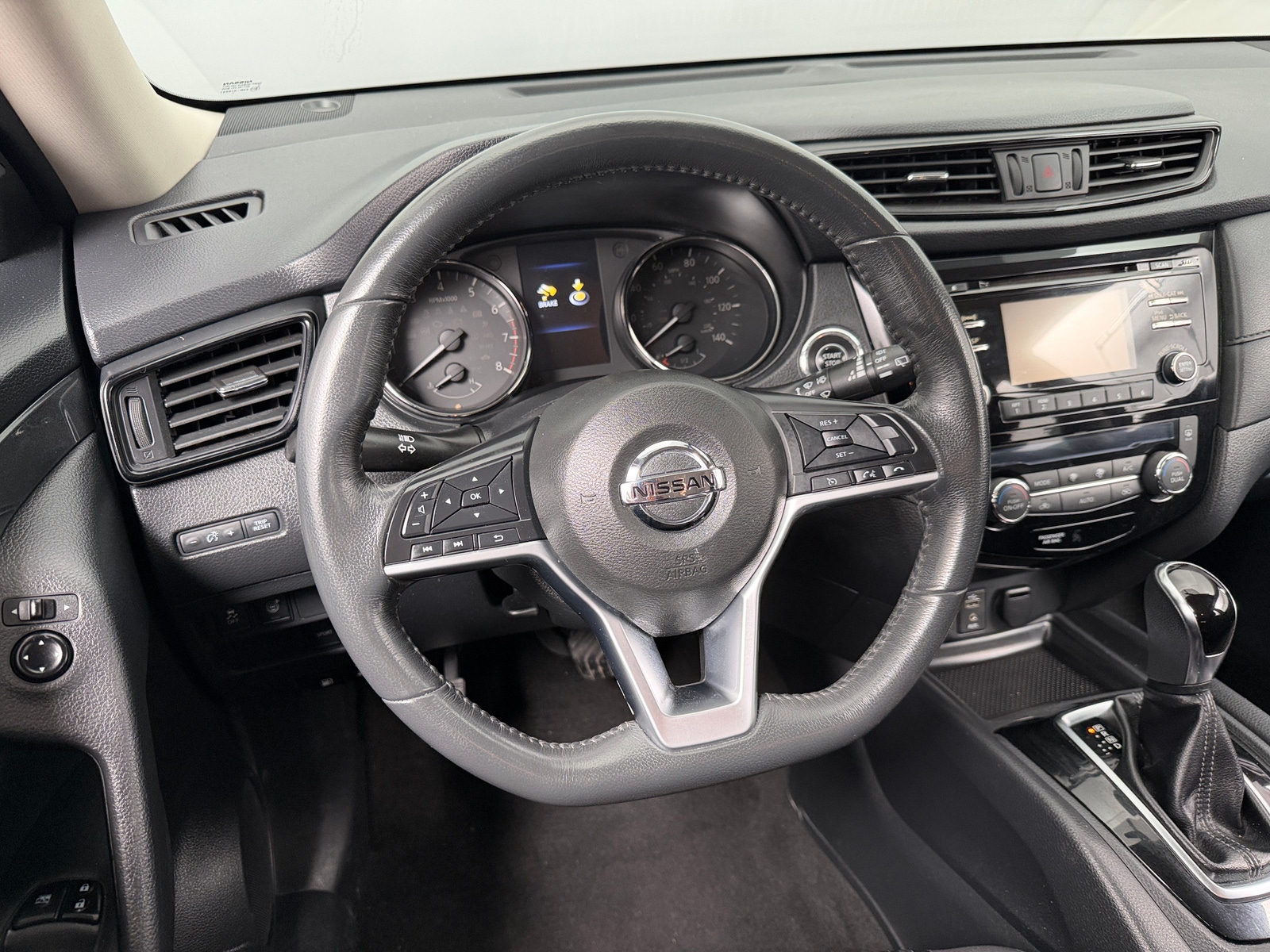 Thumbnail: 2017 Nissan Rogue - 5