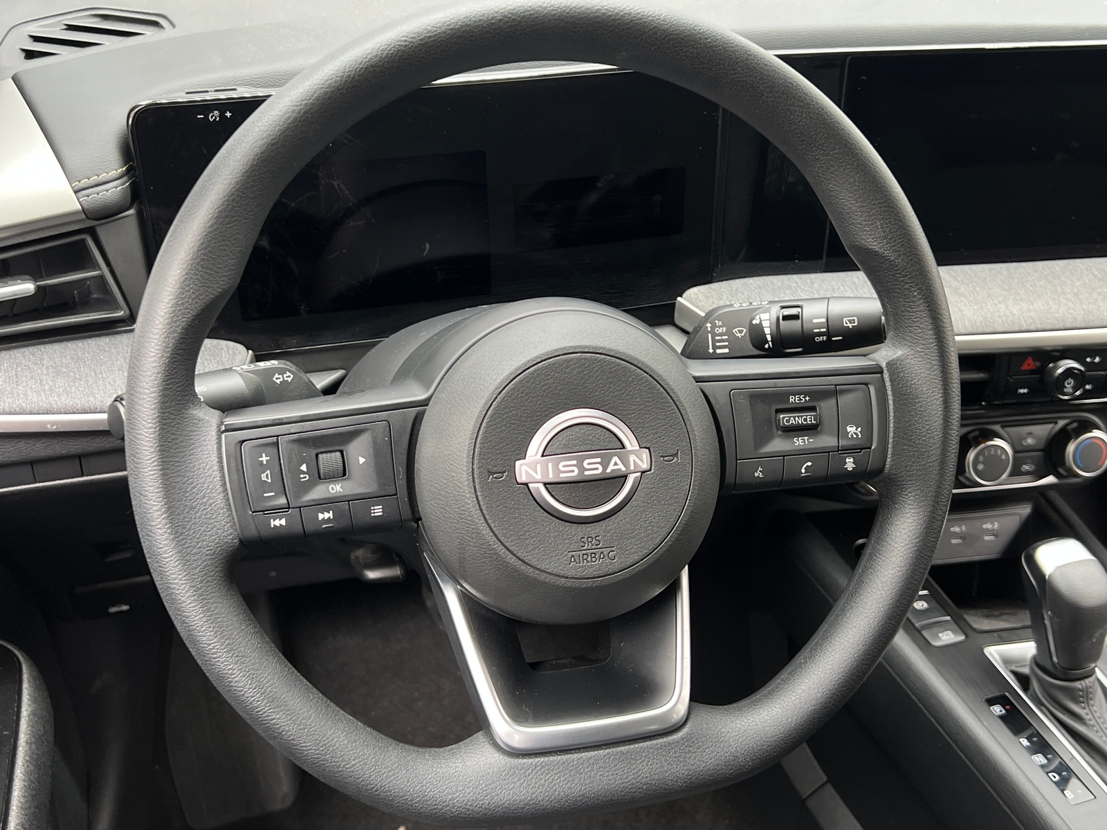 Thumbnail: 2025 Nissan Kicks - 5