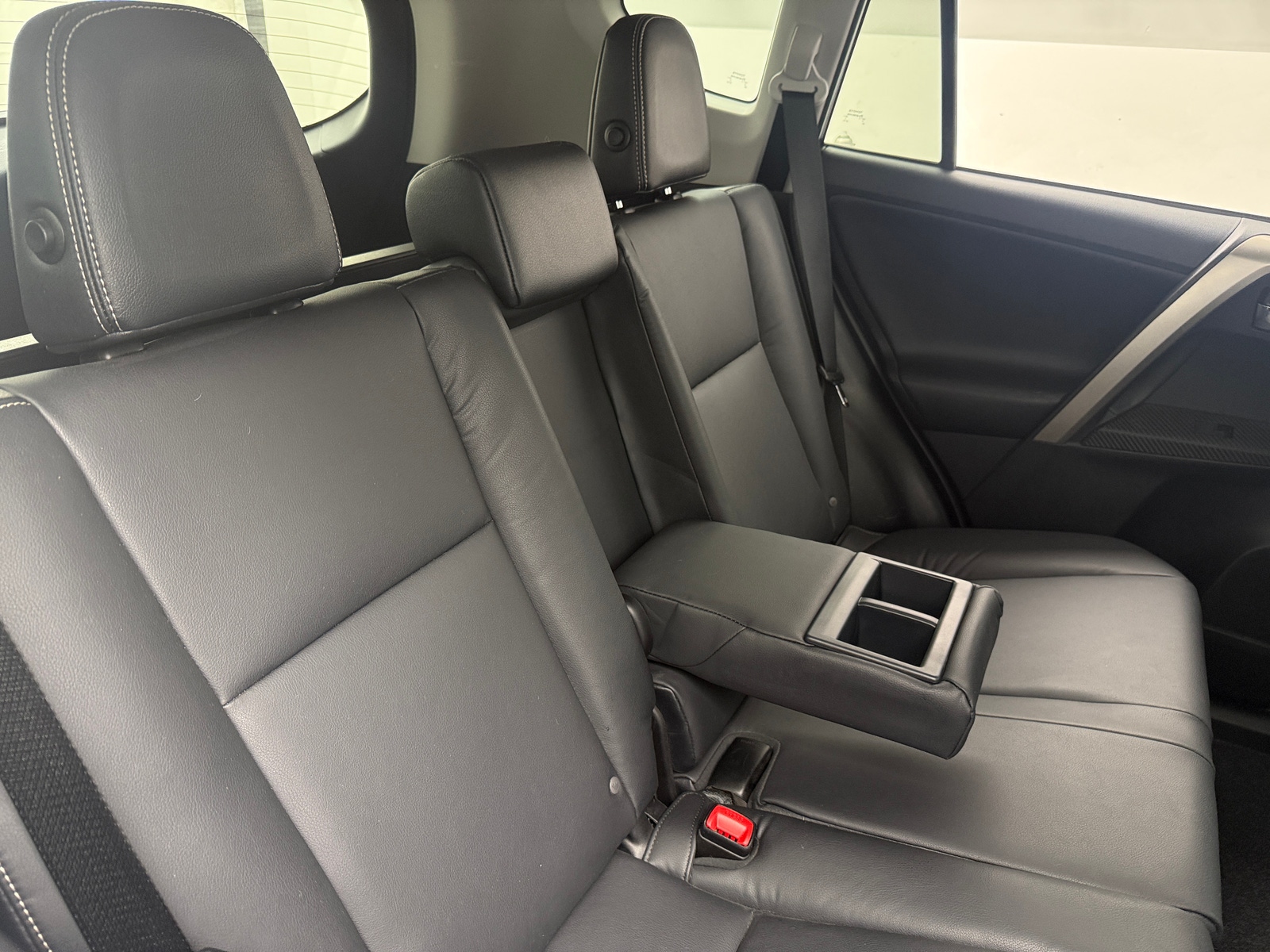 Thumbnail: 2015 Toyota RAV4 - 5