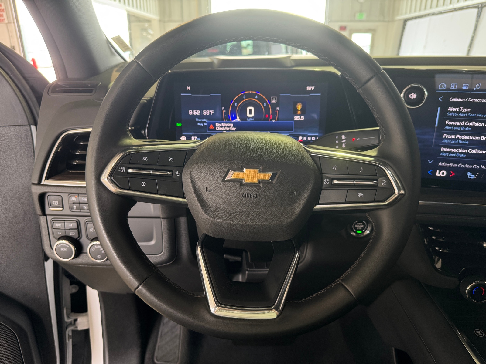 Thumbnail: 2025 Chevrolet Tahoe - 4