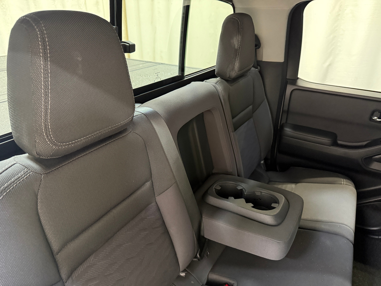 Thumbnail: 2024 Nissan Frontier - 6