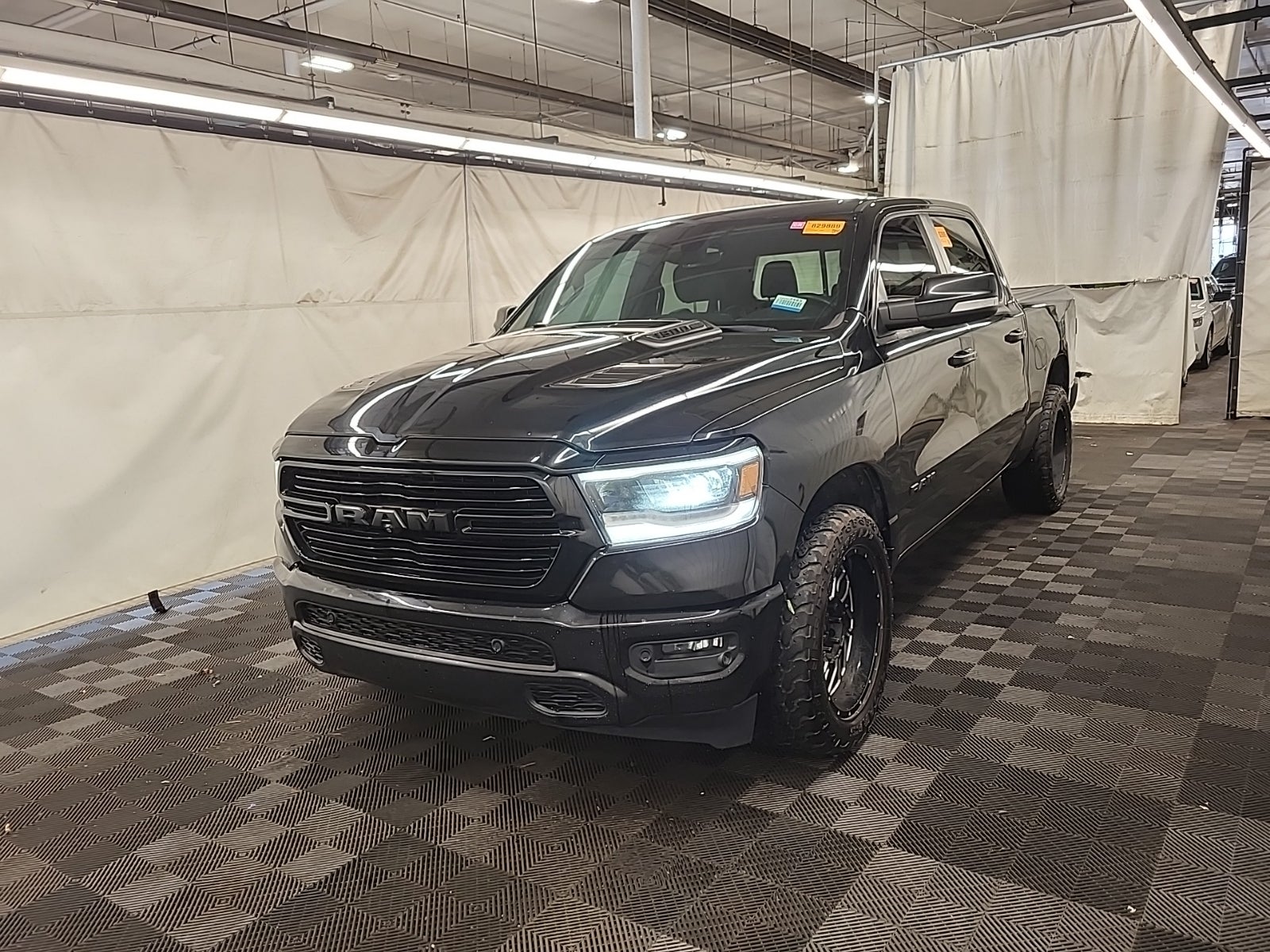 2020 Ram 1500 Sport 4x4 Crew Cab 5'7" Box