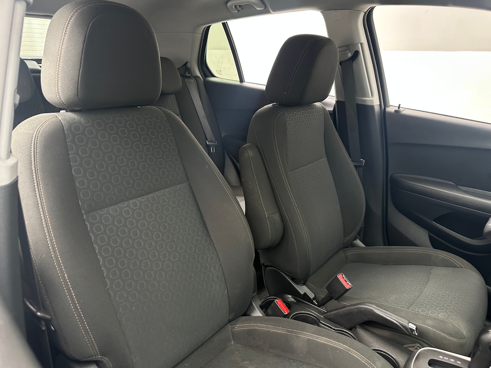 Thumbnail: 2021 Chevrolet Trax - 2