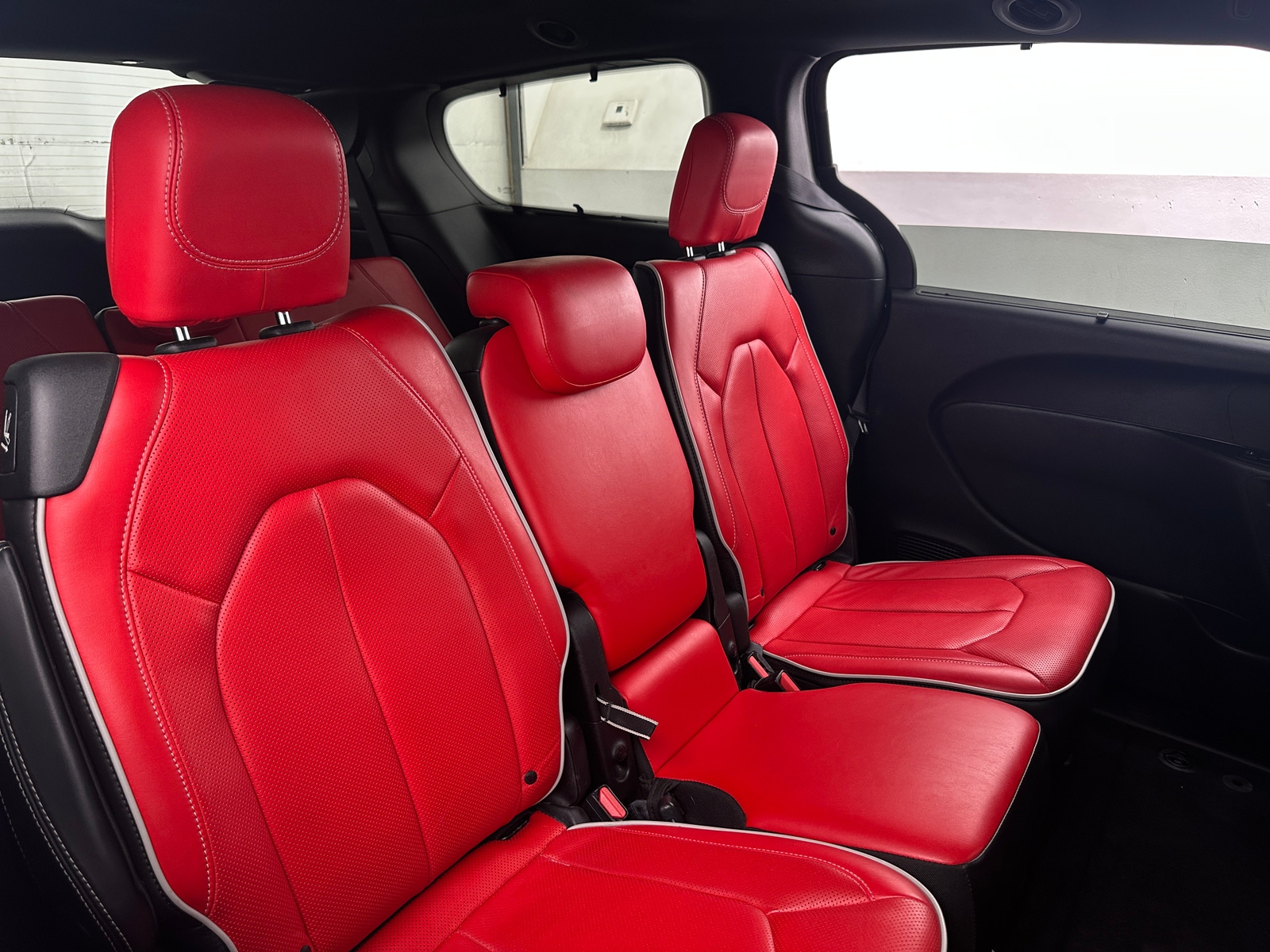 Thumbnail: 2020 Chrysler Pacifica - 5