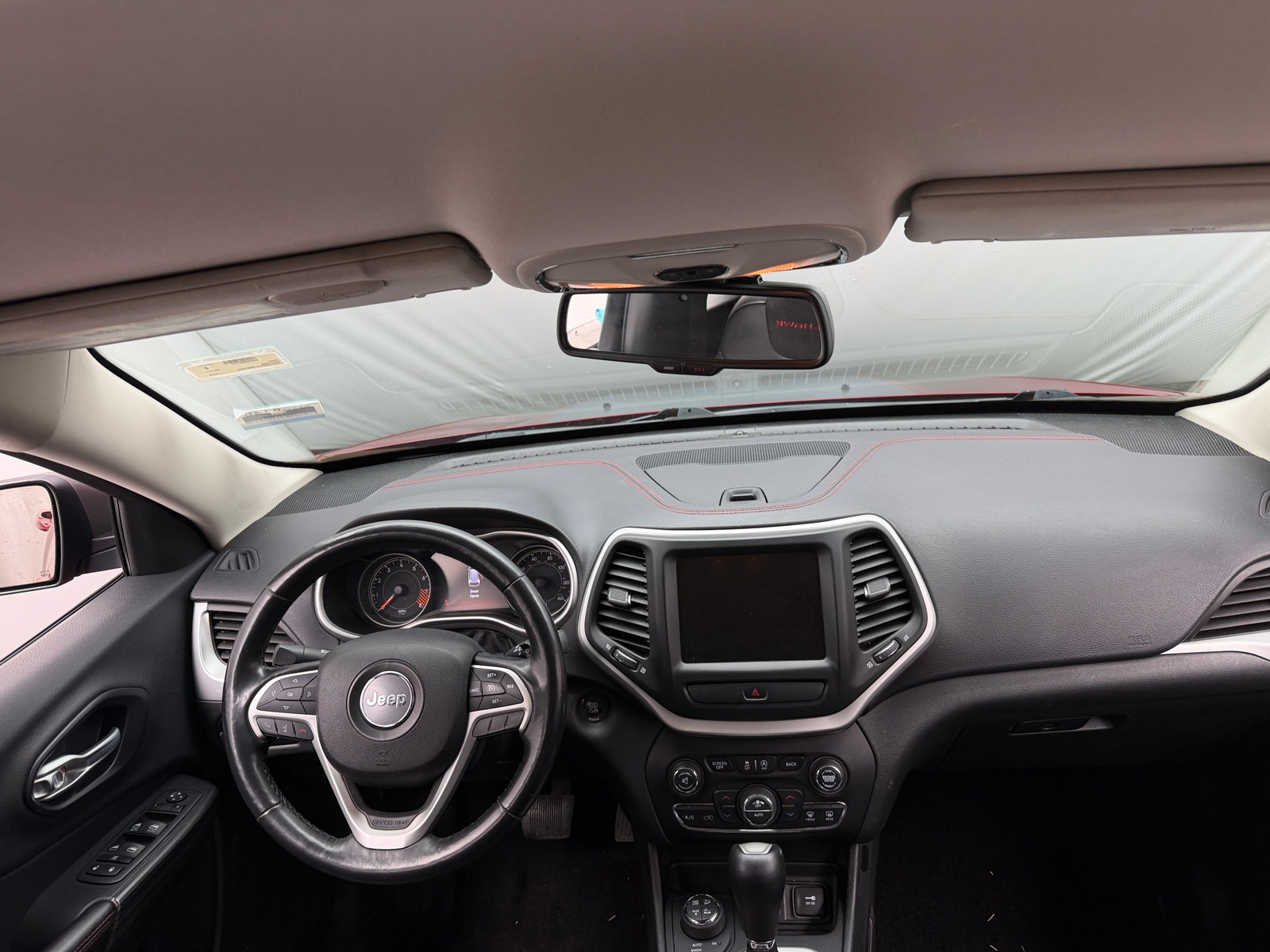 Thumbnail: 2015 Jeep Cherokee - 3