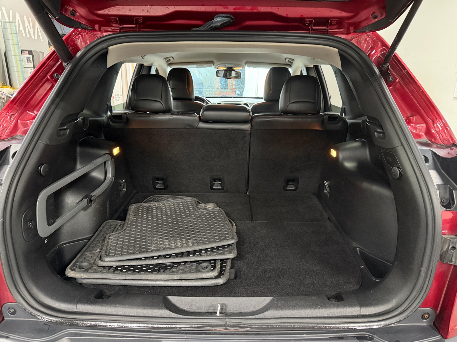 Thumbnail: 2015 Jeep Cherokee - 7