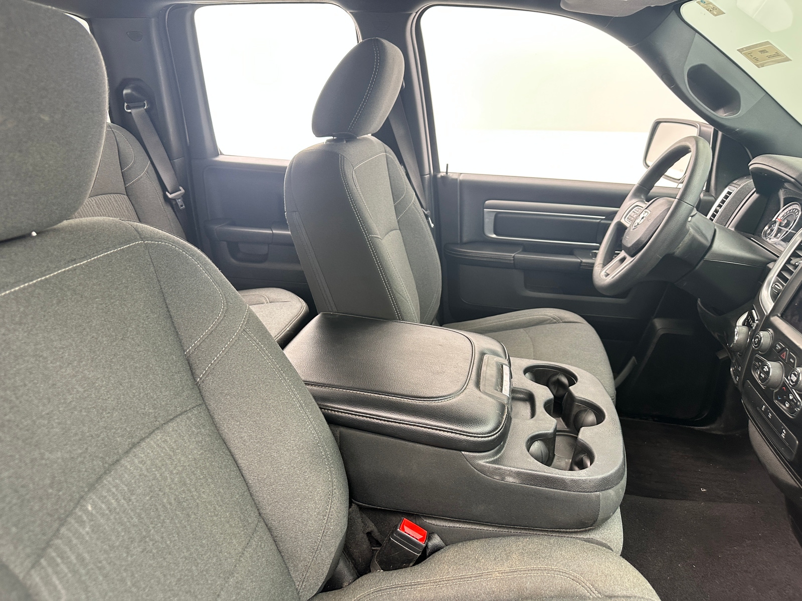 Thumbnail: 2021 RAM 1500 Classic - 2