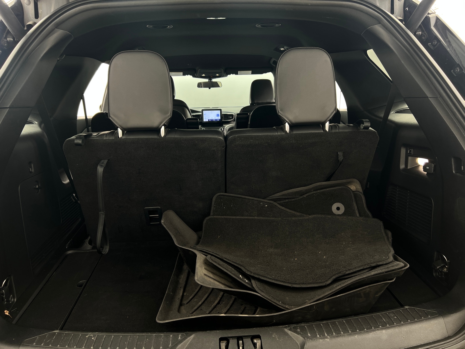 Thumbnail: 2020 Ford Explorer - 7
