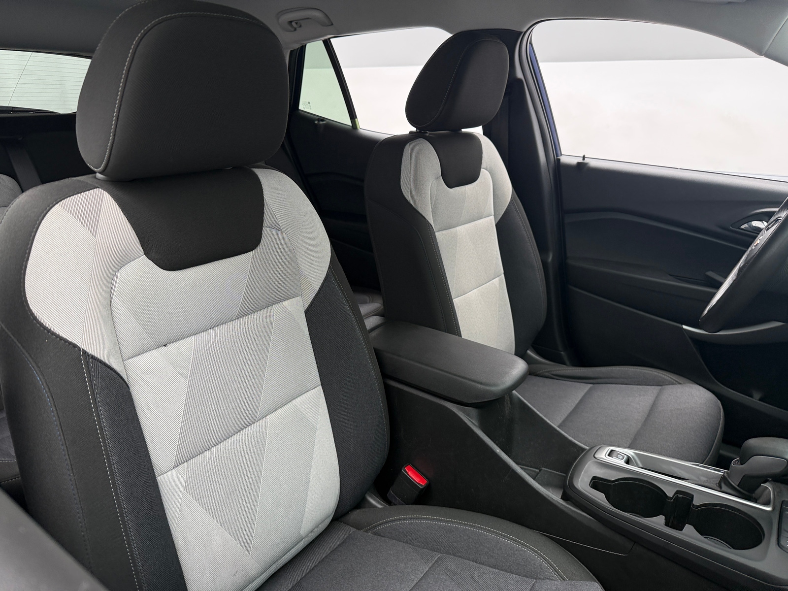 Thumbnail: 2024 Chevrolet Trax - 2