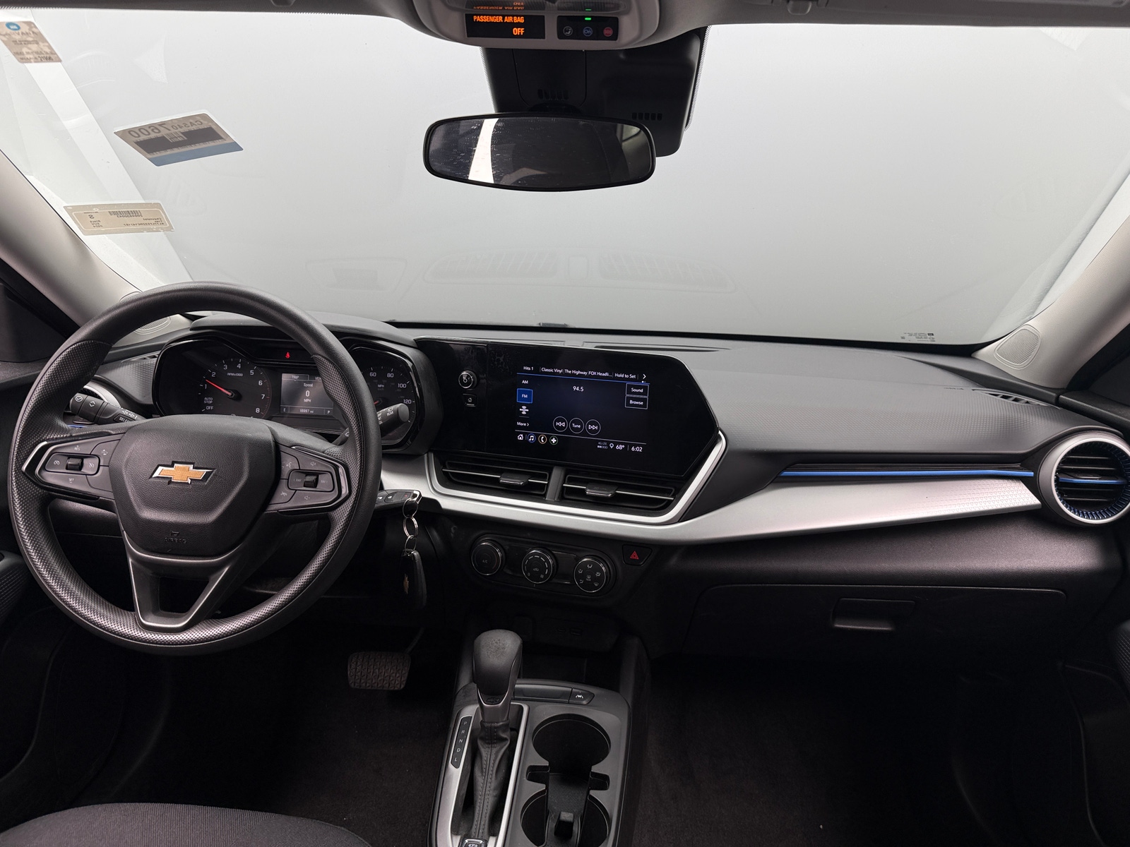 Thumbnail: 2024 Chevrolet Trax - 3