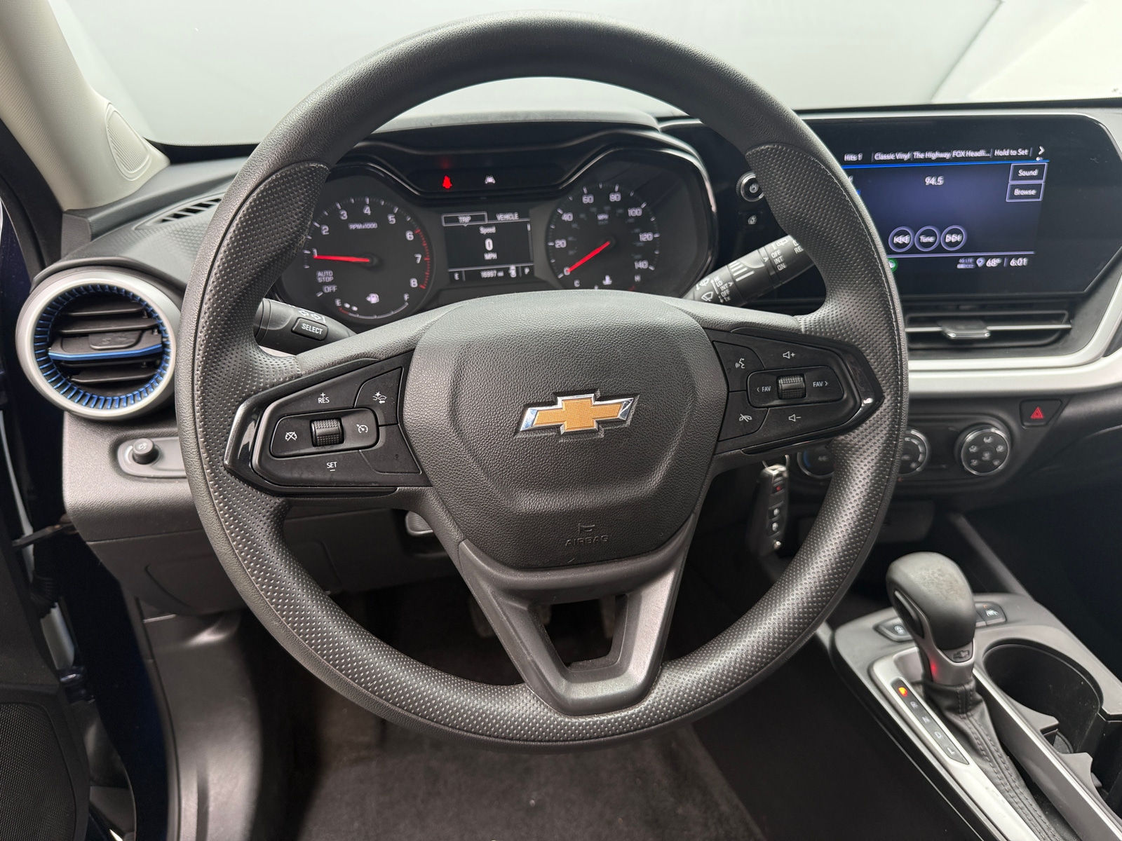 Thumbnail: 2024 Chevrolet Trax - 5