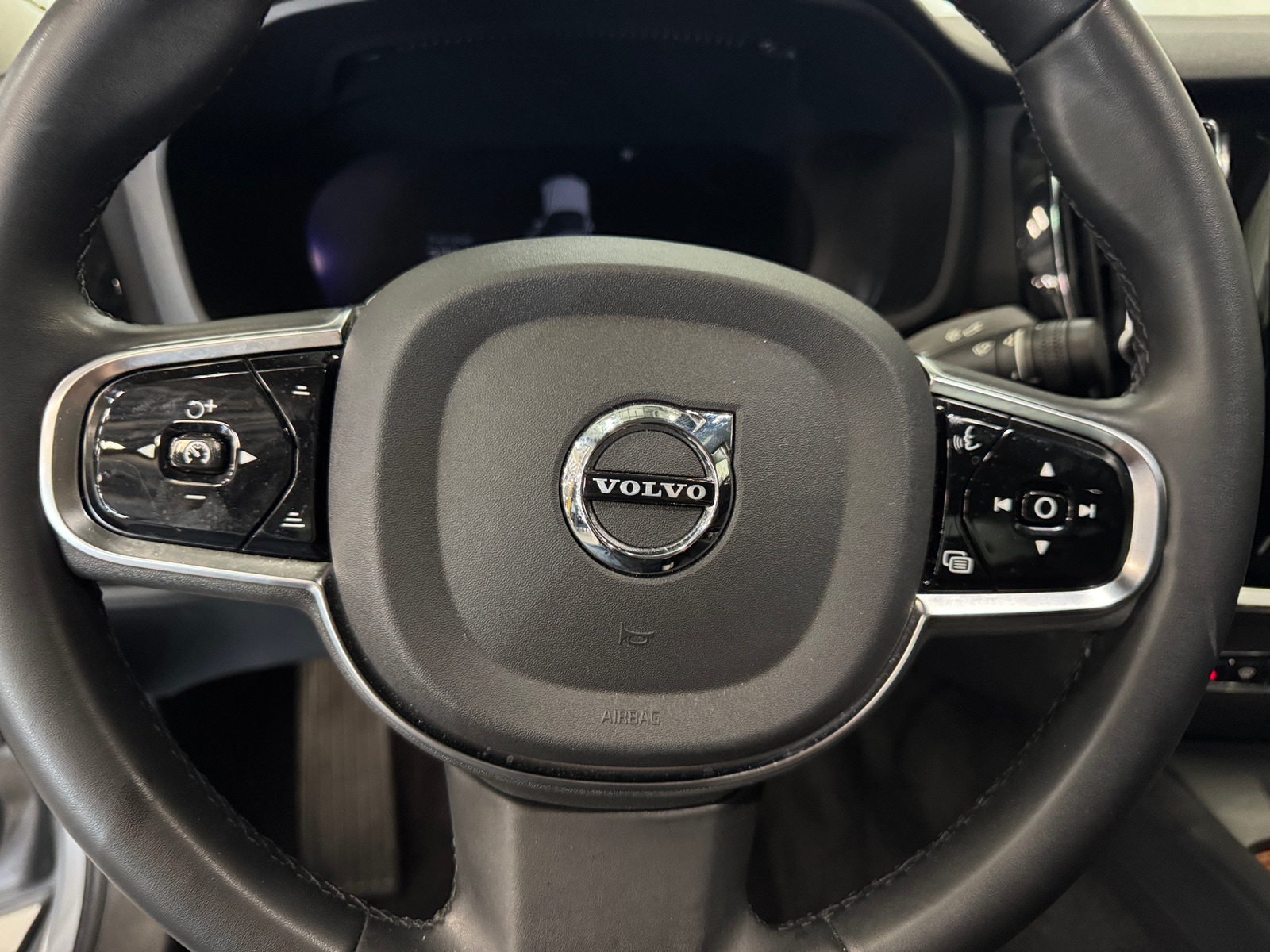 Thumbnail: 2024 Volvo S60 - 4