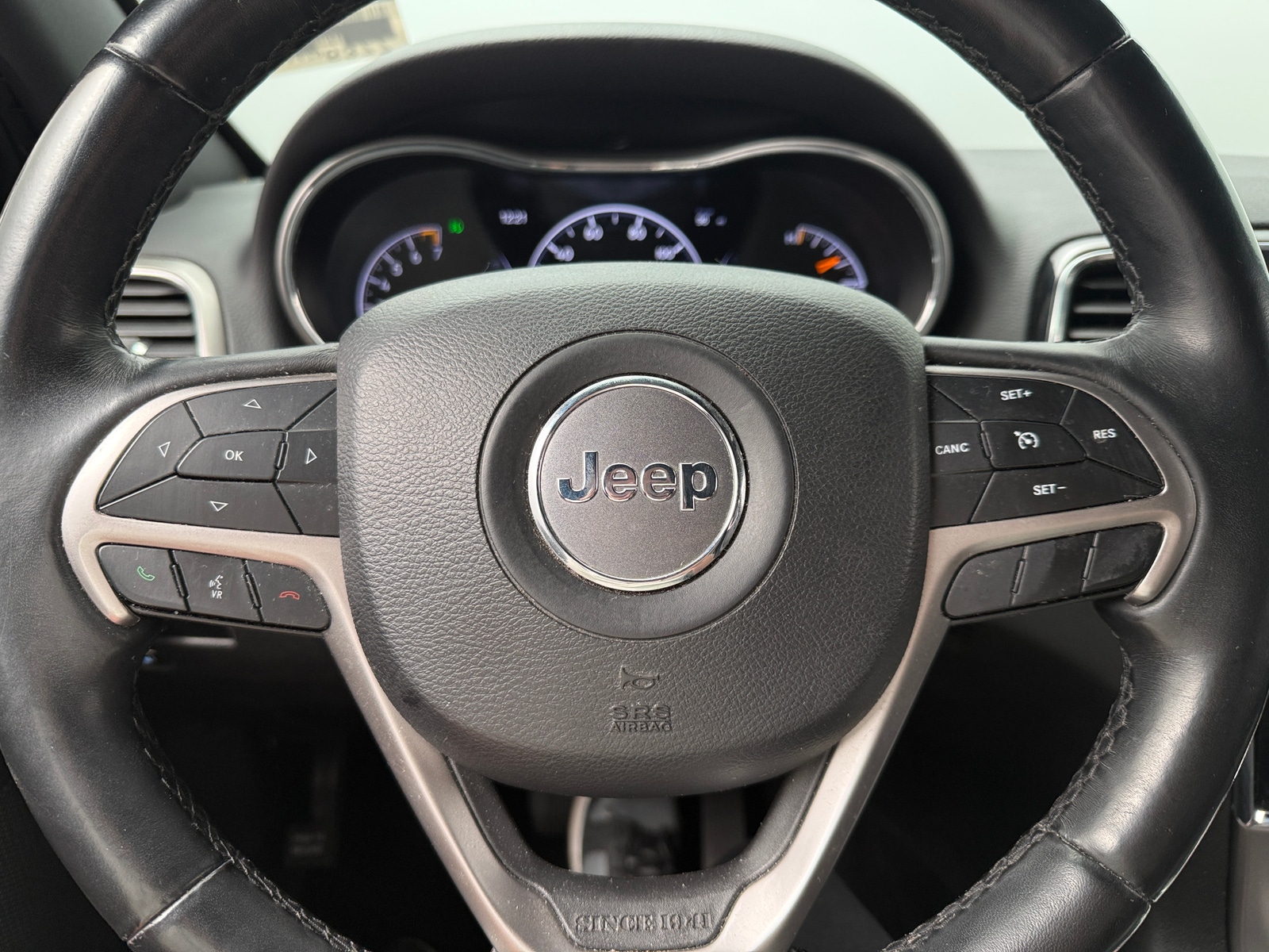 Thumbnail: 2019 Jeep Grand Cherokee - 4