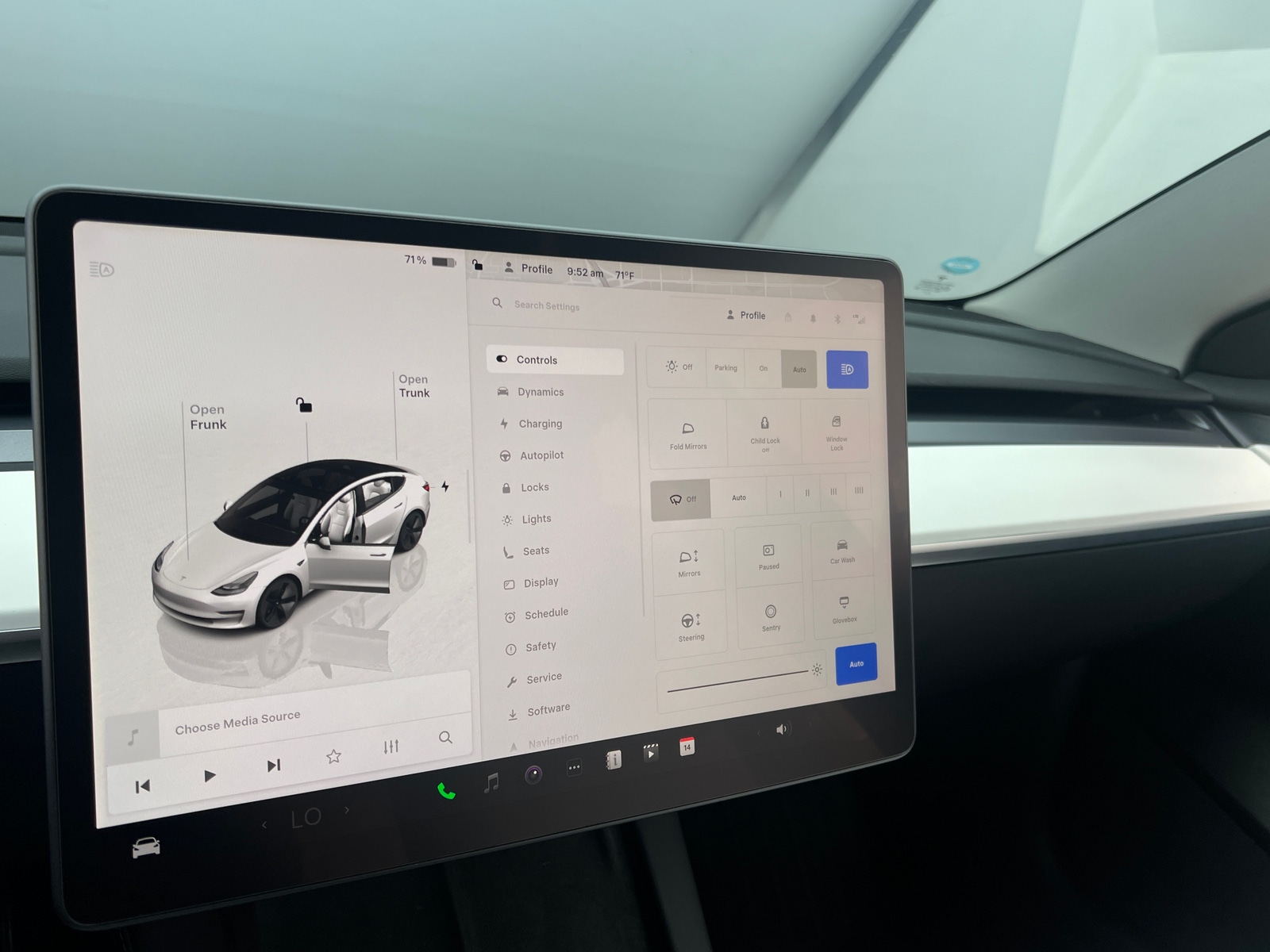 Thumbnail: 2022 Tesla Model 3 - 3