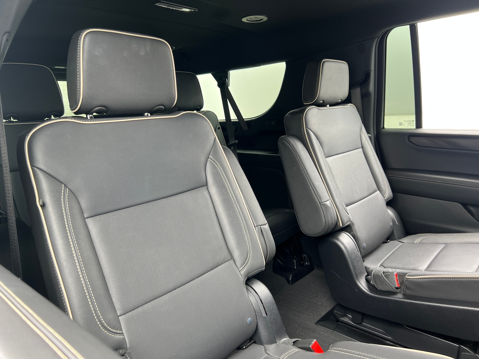 Thumbnail: 2025 GMC Yukon XL - 5
