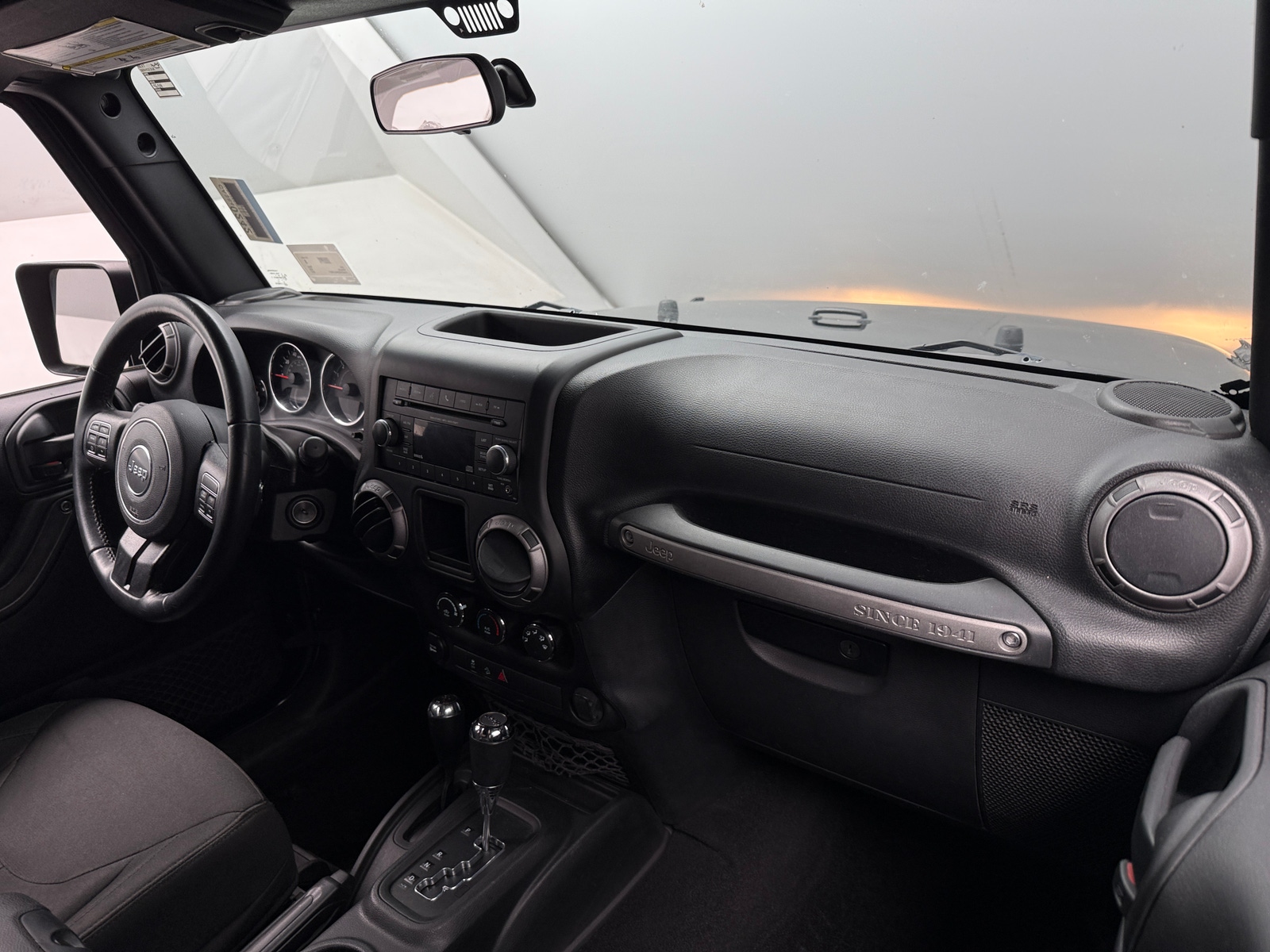 Thumbnail: 2017 Jeep Wrangler - 3